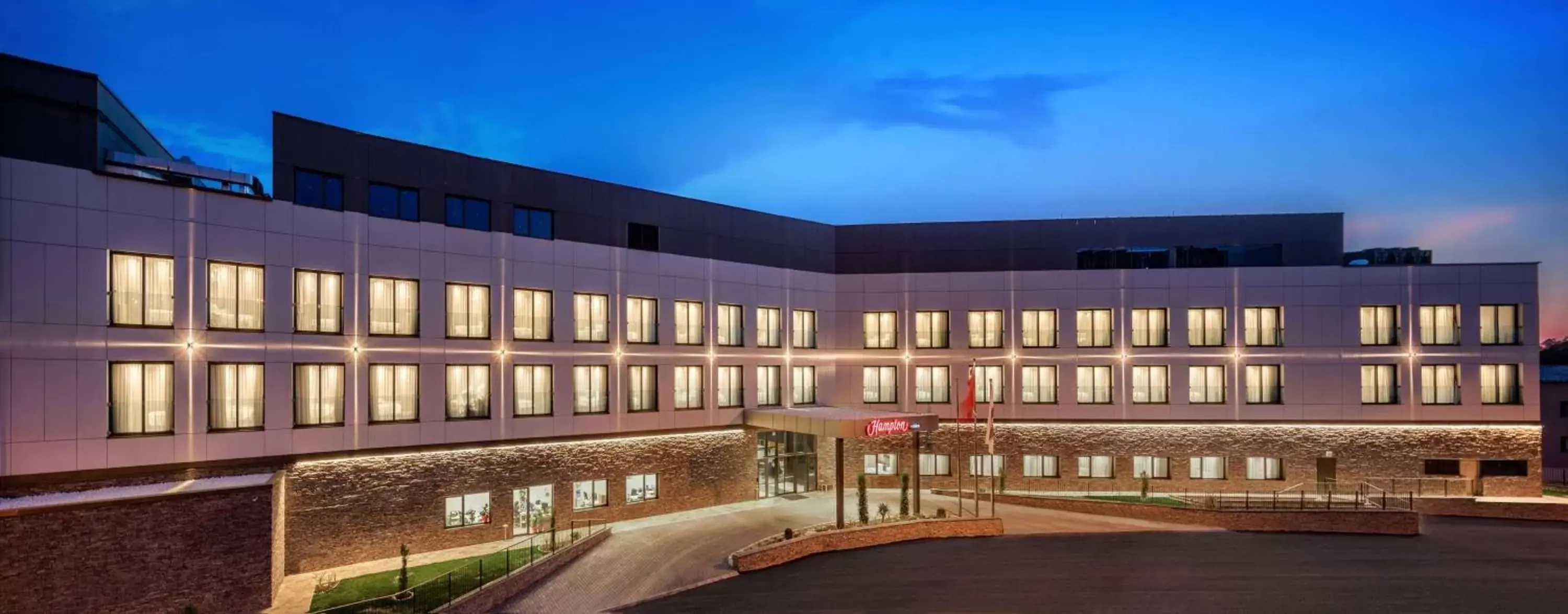 Property building in Hampton By Hilton Izmir Aliaga Property building in Hampton By Hilton Izmir Aliaga