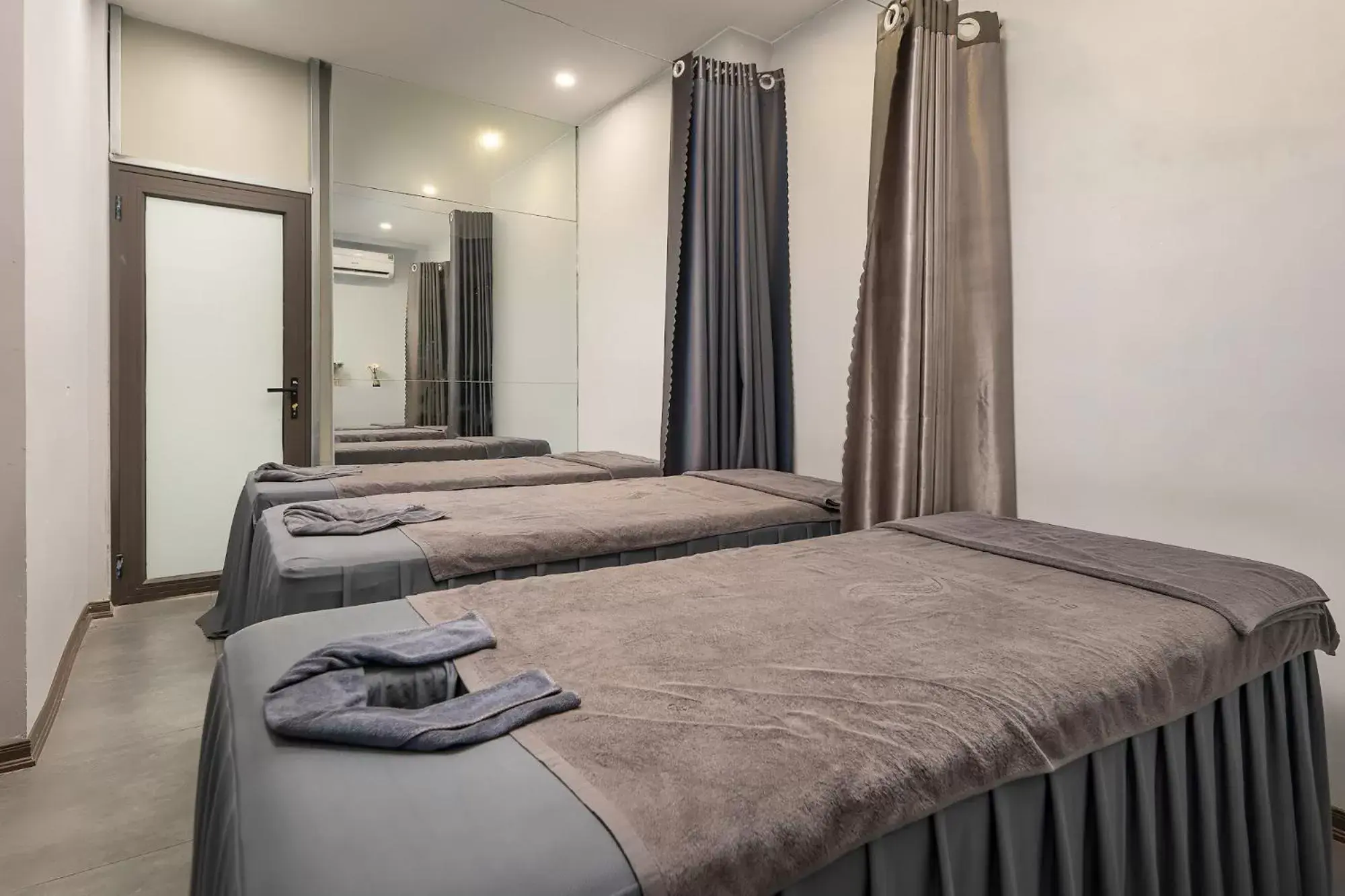 Spa and wellness centre/facilities, Bed in Sonata Premier Hotel & Spa