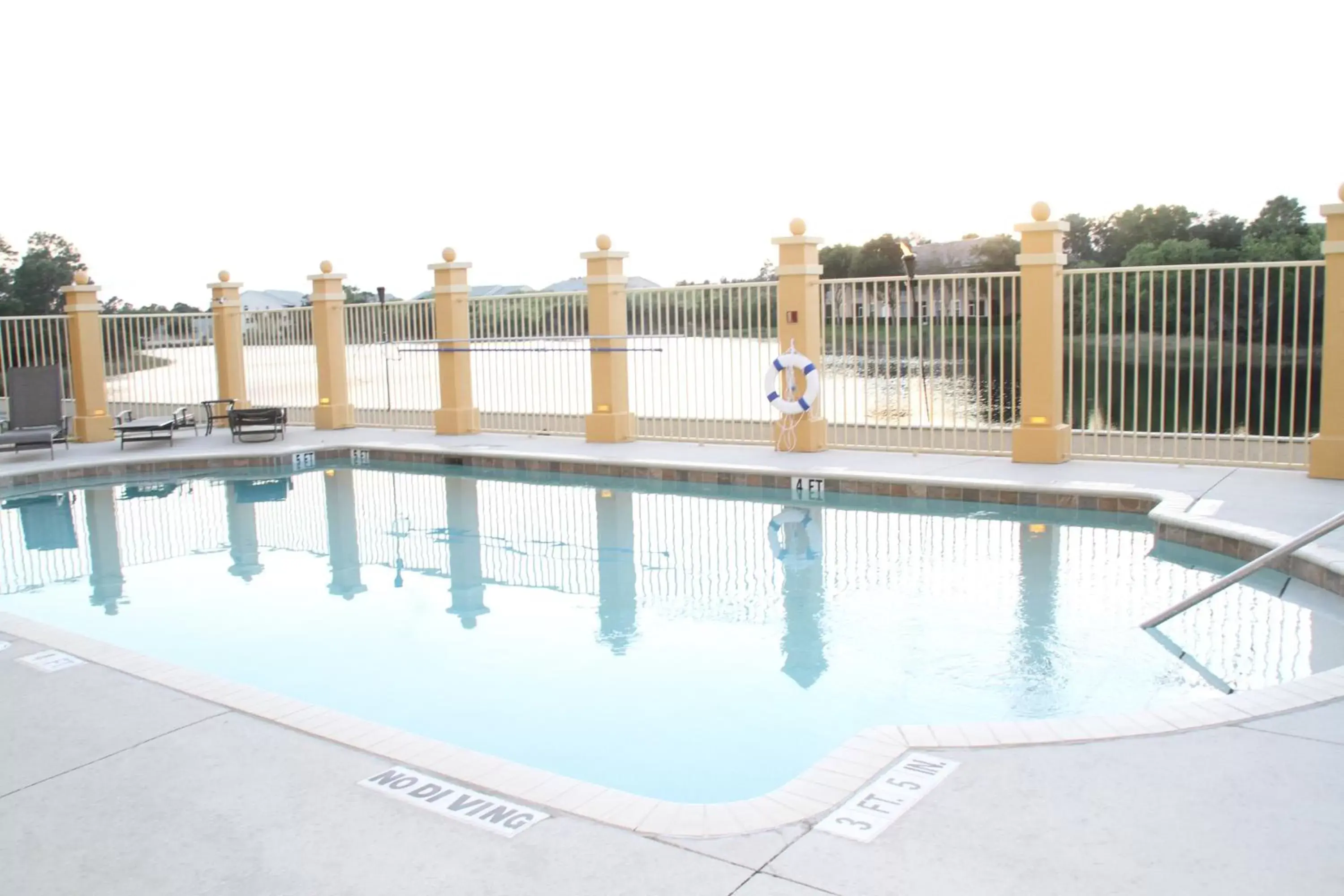 Pool view, Swimming Pool in La Quinta by Wyndham Bonita Springs Naples North
