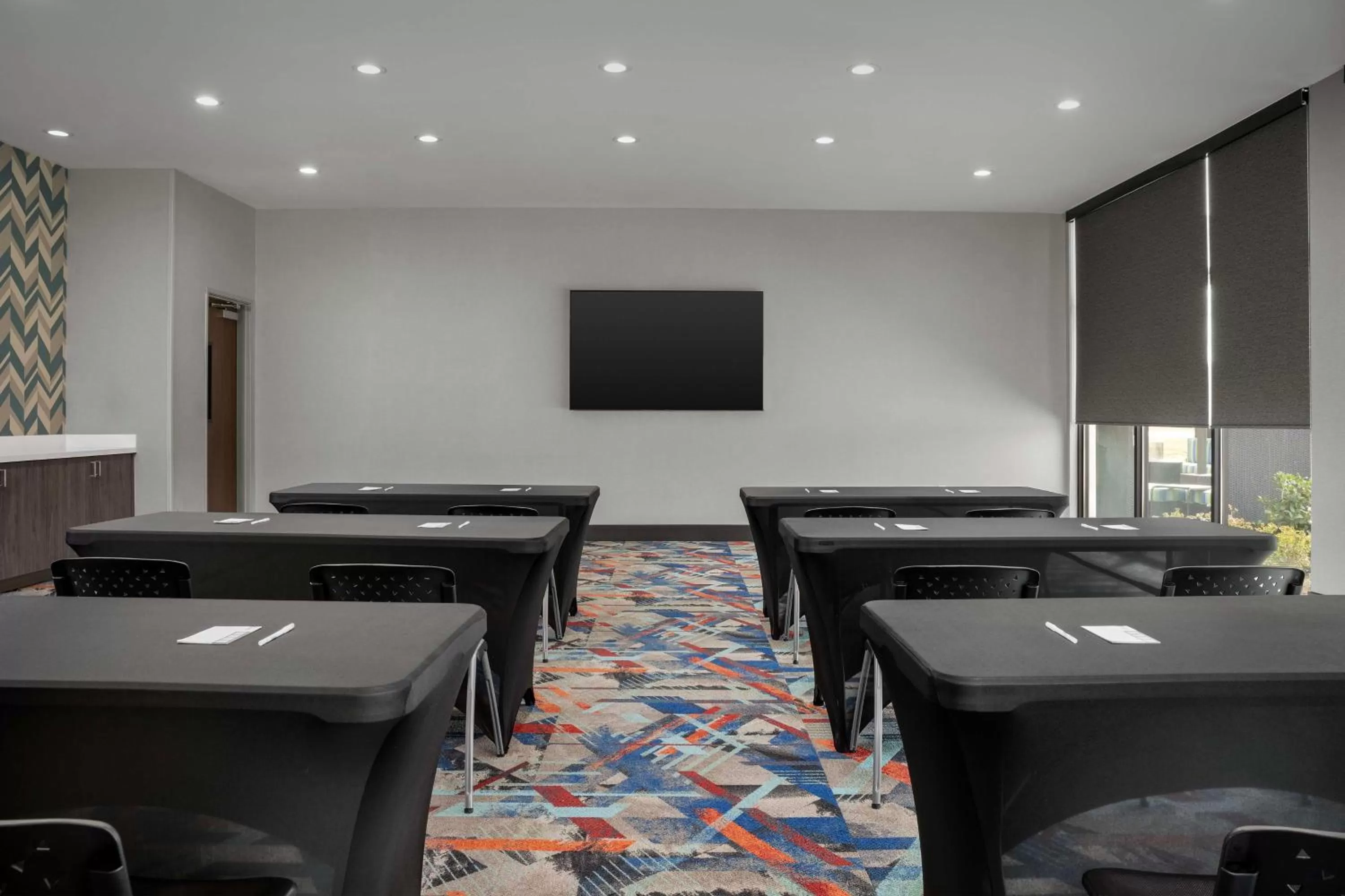 Meeting/conference room in Home2 Suites By Hilton Cullman
