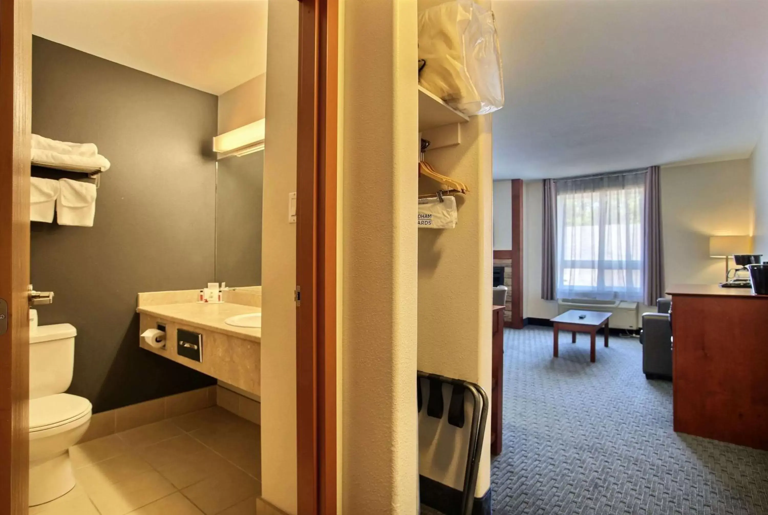 Photo of the whole room, Bathroom in Super 8 by Wyndham Trois-Rivieres