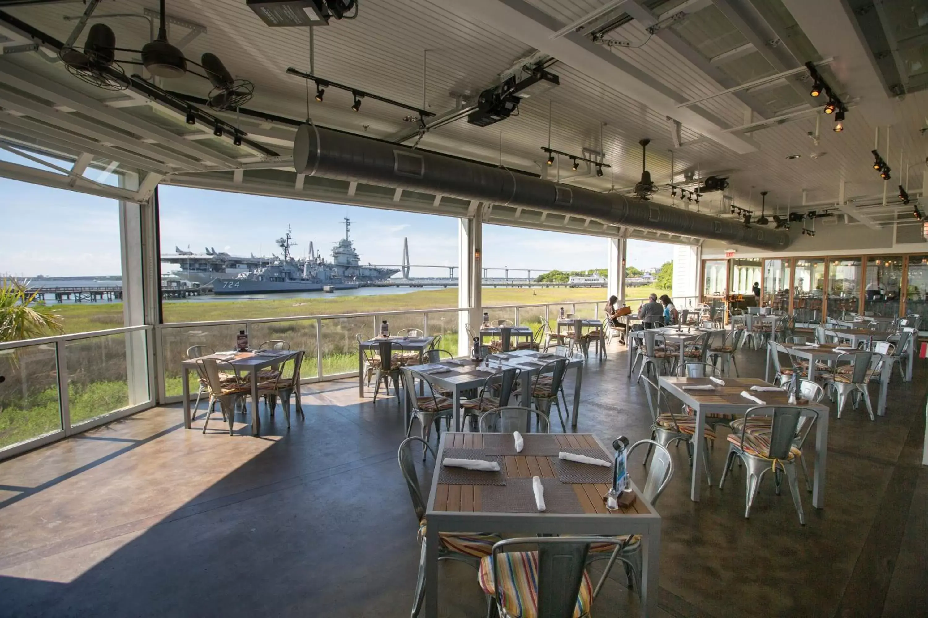 Restaurant/Places to Eat in The Beach Club at Charleston Harbor Resort and Marina