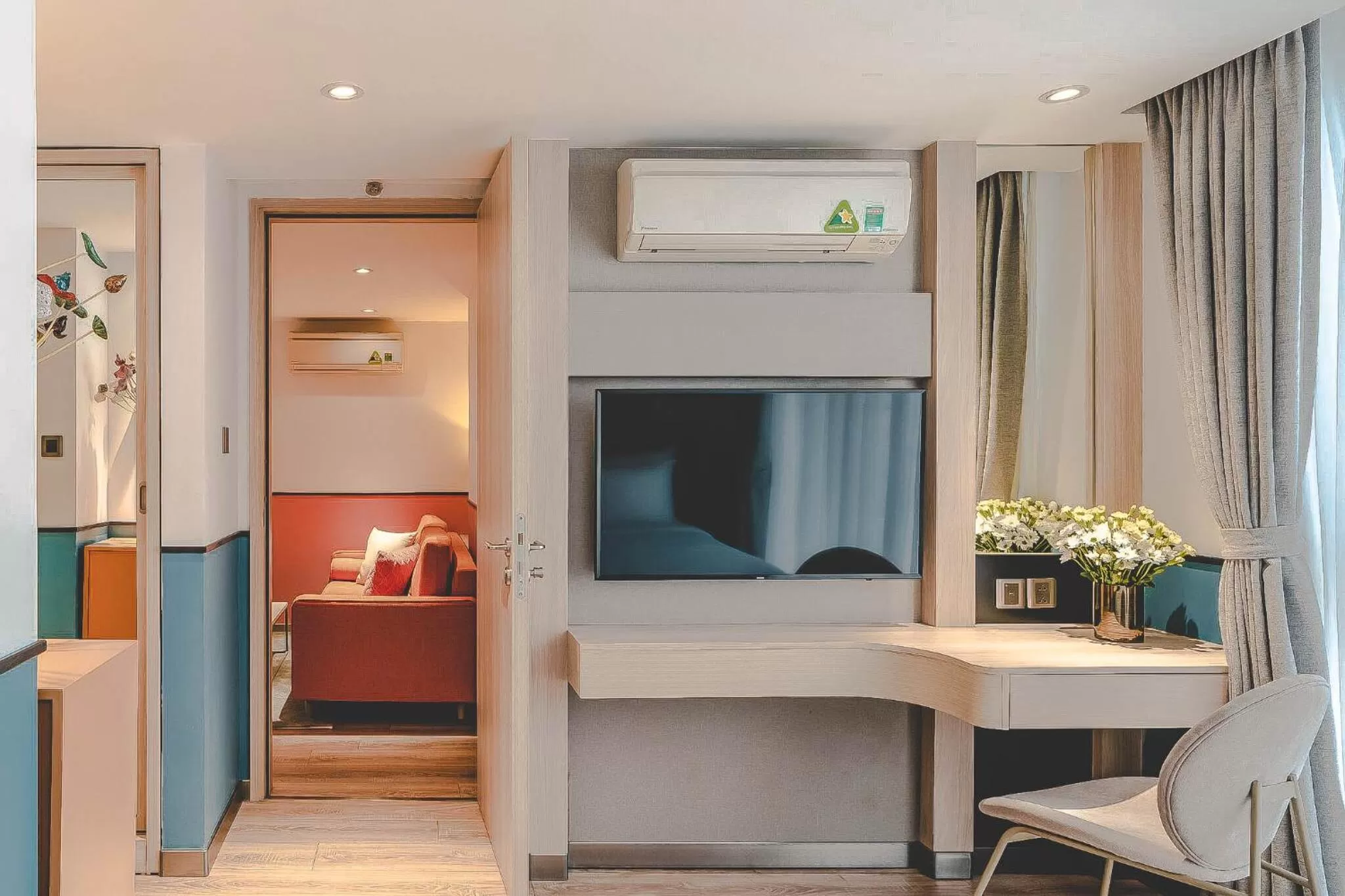 Seating area, Bed in Hanoi Le Jardin Hotel & Spa