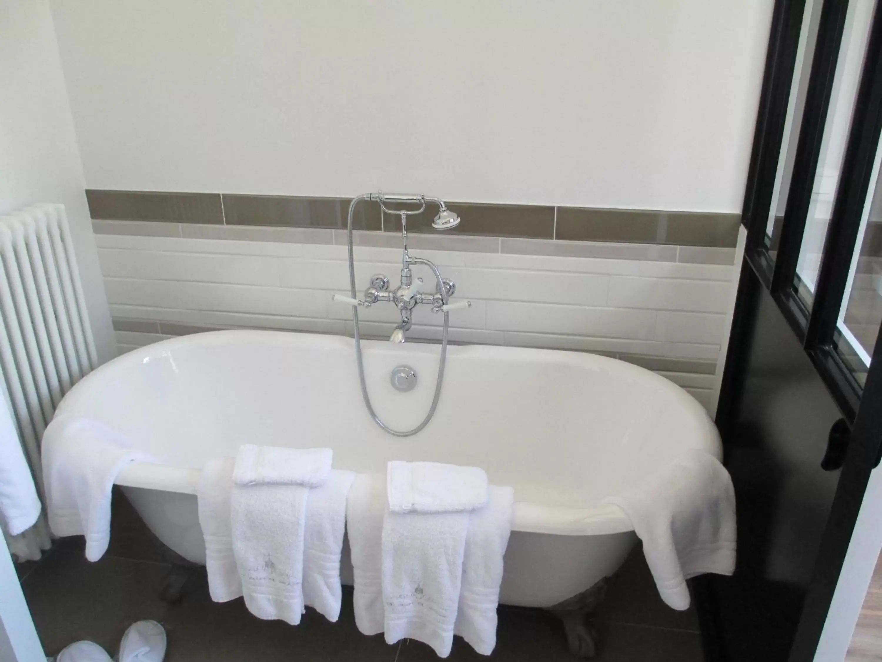 Family Suite (2 rooms) in Le Clos de Grâce Family Suite (2 rooms) in Le Clos de Grâce