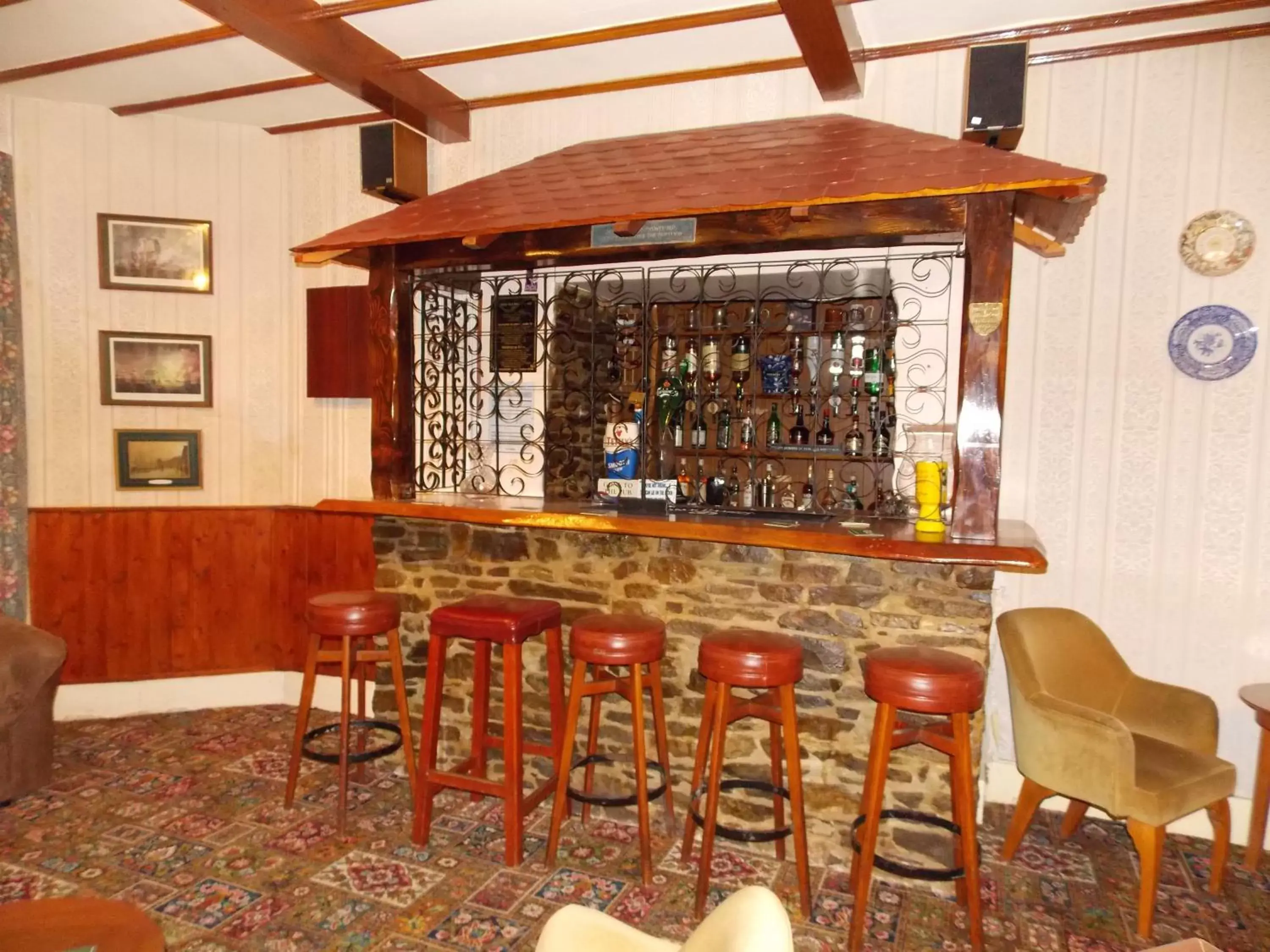Lounge or bar in The Darnley Hotel Lounge or bar in The Darnley Hotel