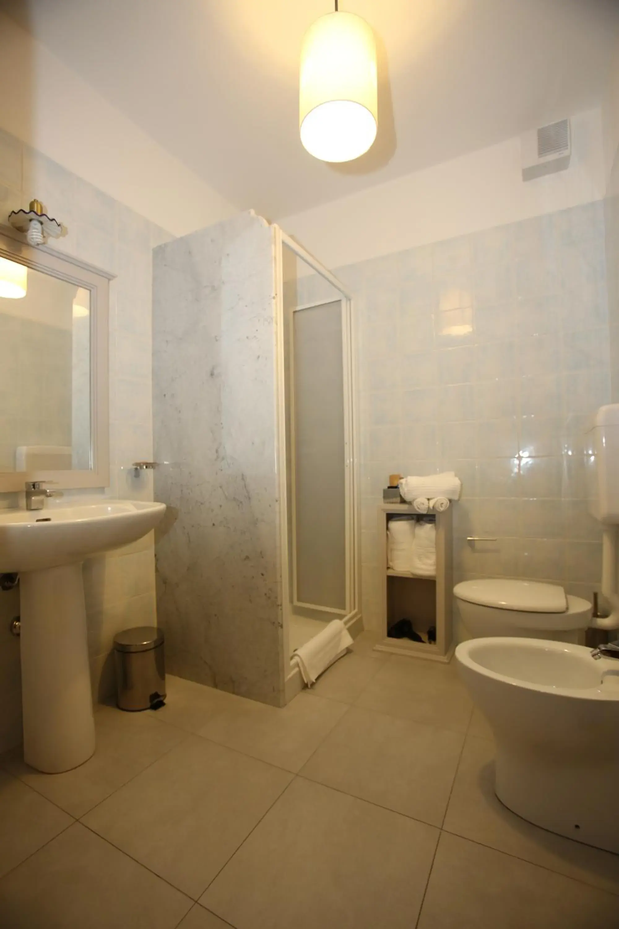 Bathroom in Albergo Residenziale La Corte