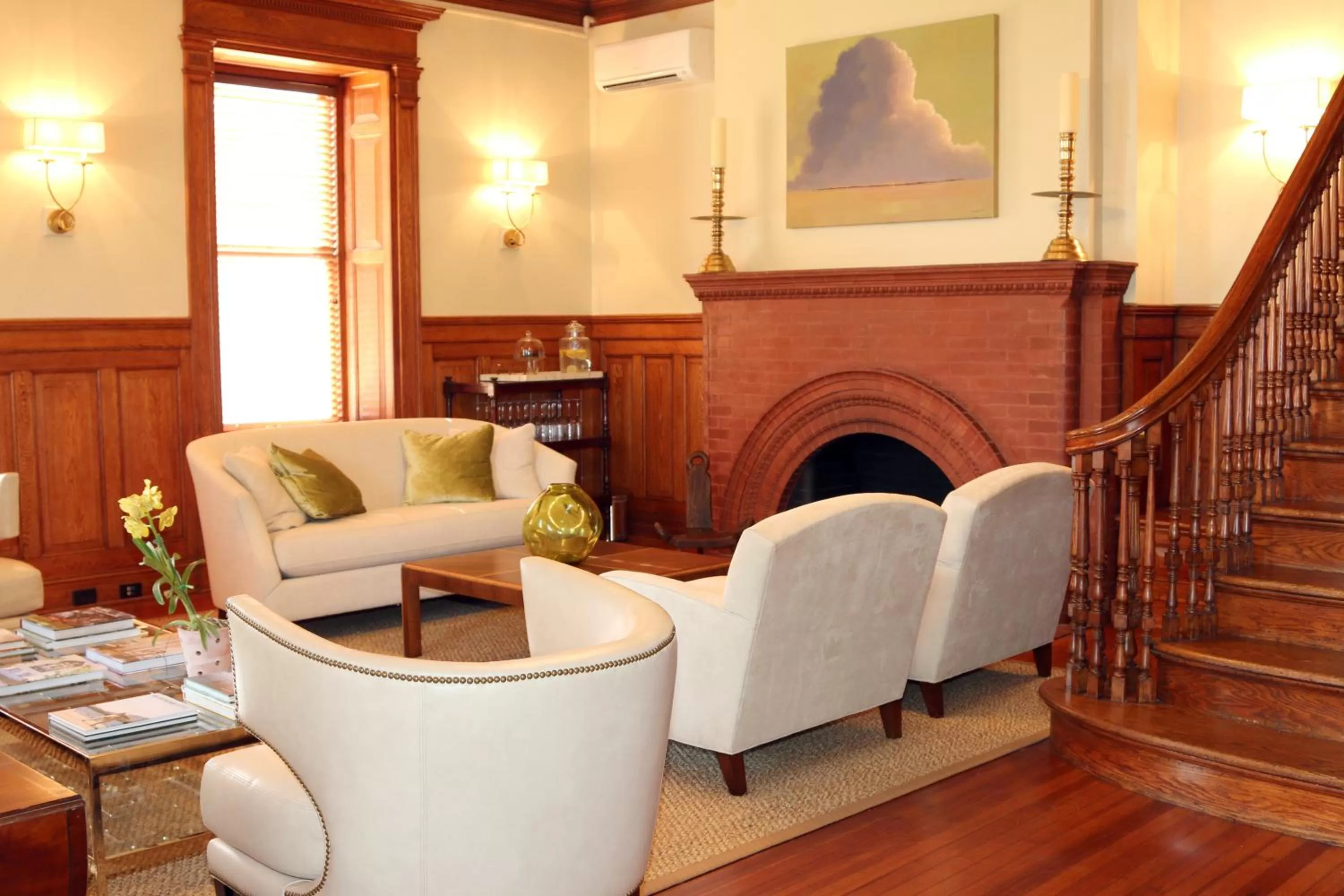 Living room in Anchorage 1770