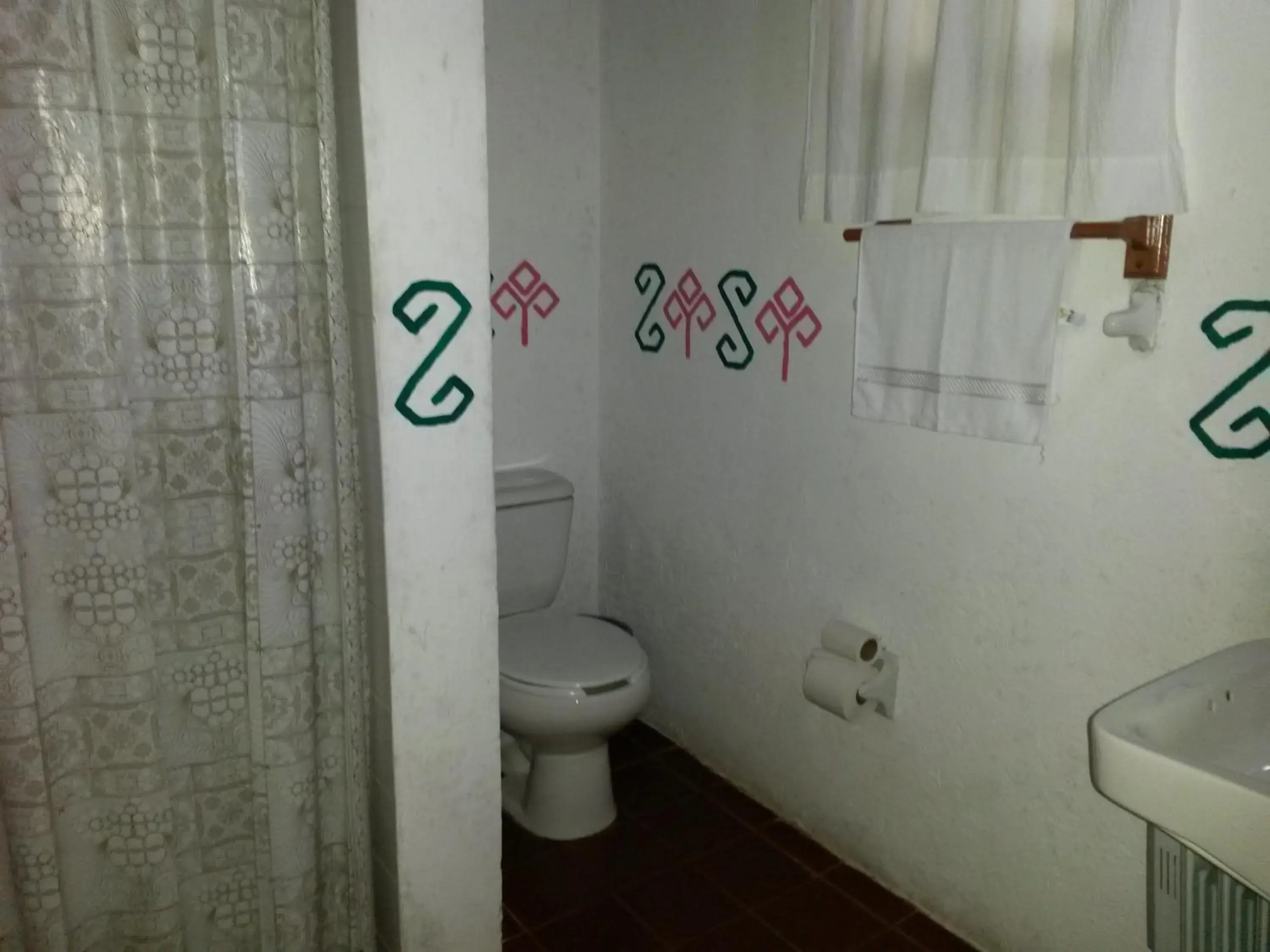 Bathroom in Hotel Taselotzin