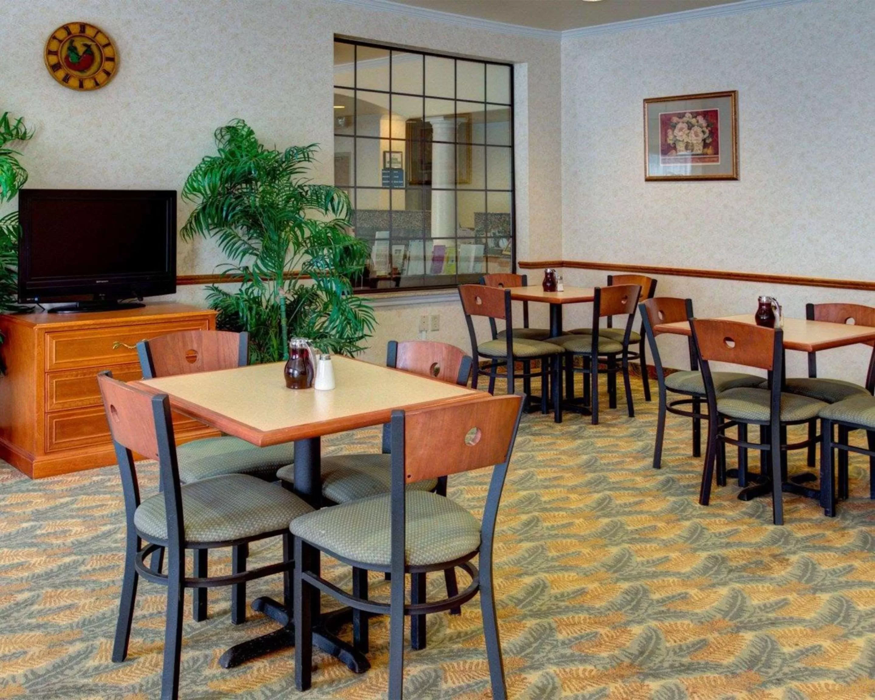 Restaurant/places to eat in Quality Inn & Suites Glen Rose