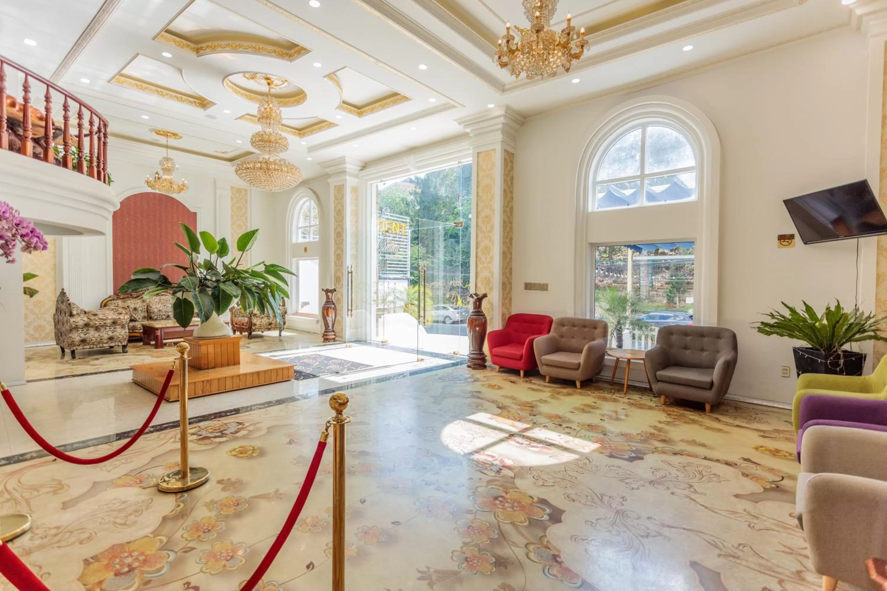 TV and multimedia, Lobby/Reception in President Hotel