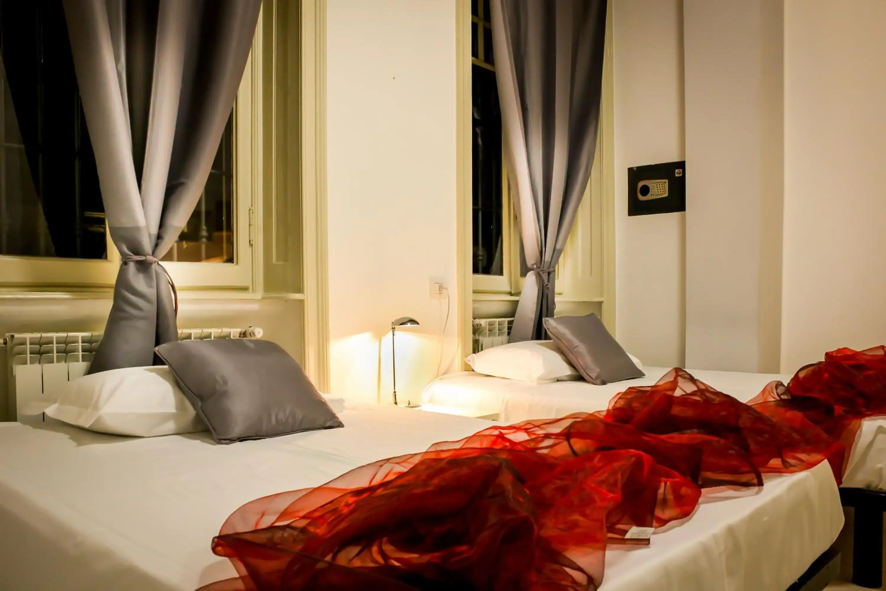 Bed in Hotel RossoVino Milano