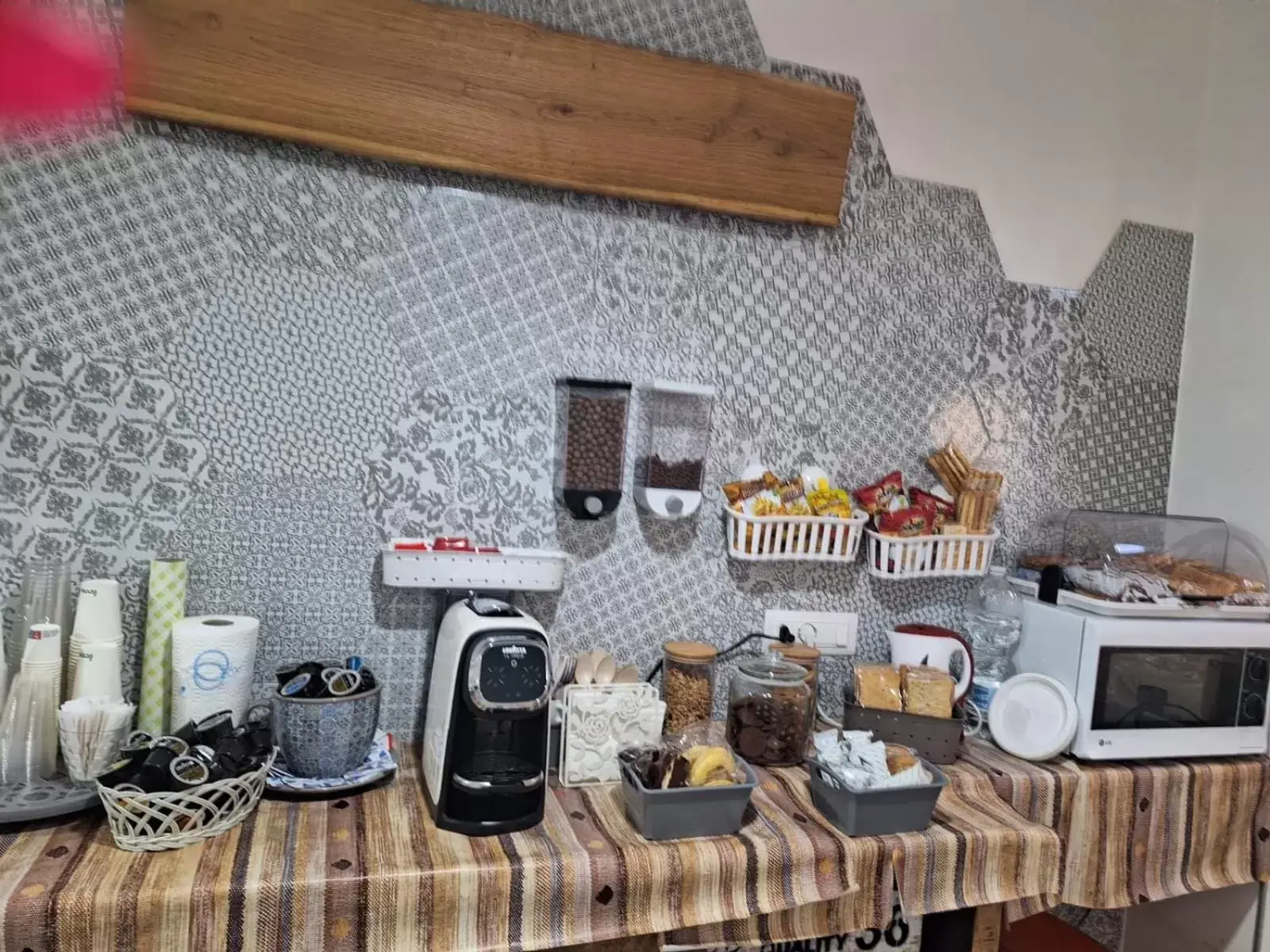 Coffee/tea facilities, Kitchen/Kitchenette in B&B Le due costiere