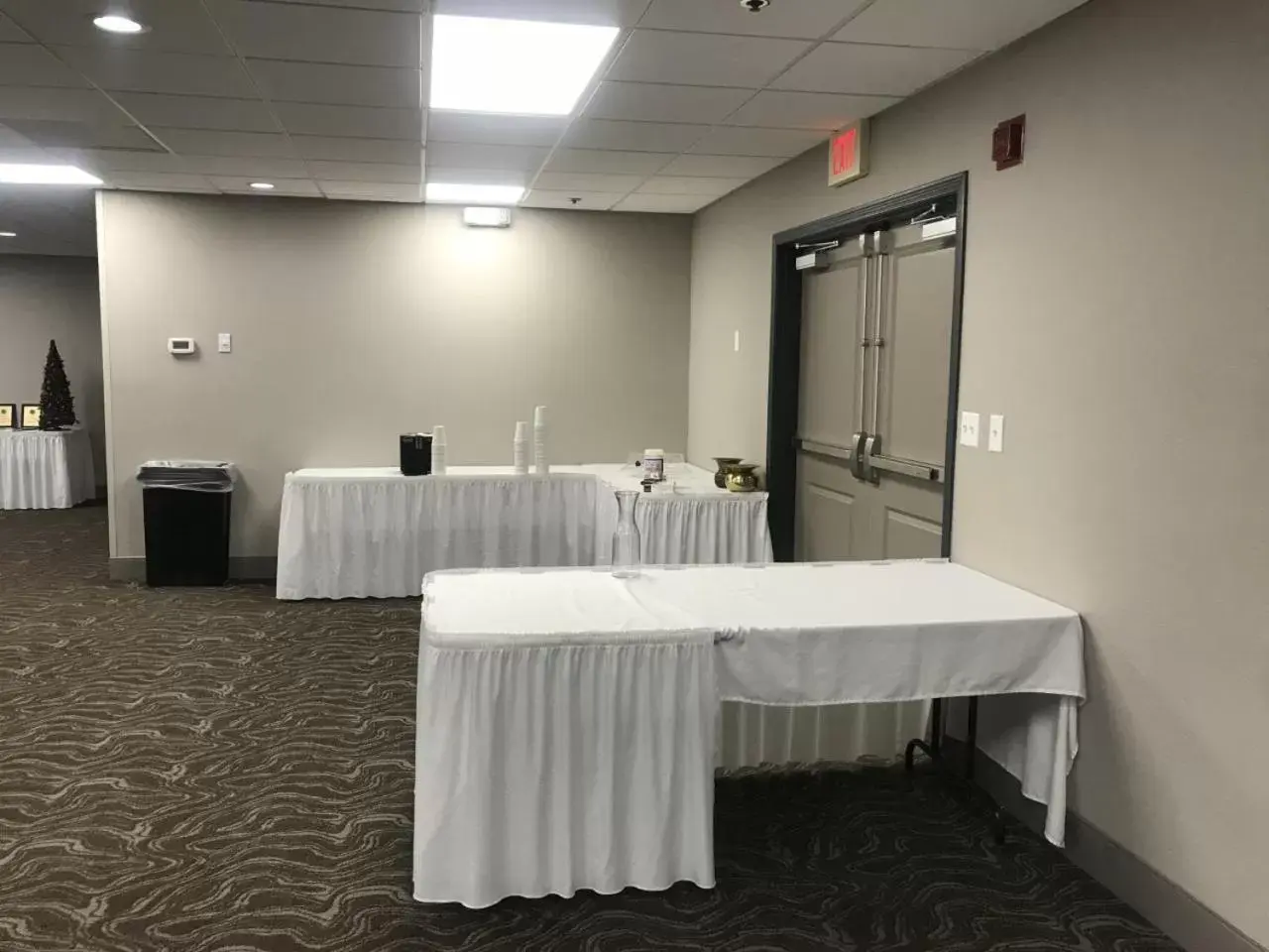 Meeting/conference room in Country Inn & Suites by Radisson, Fargo, ND