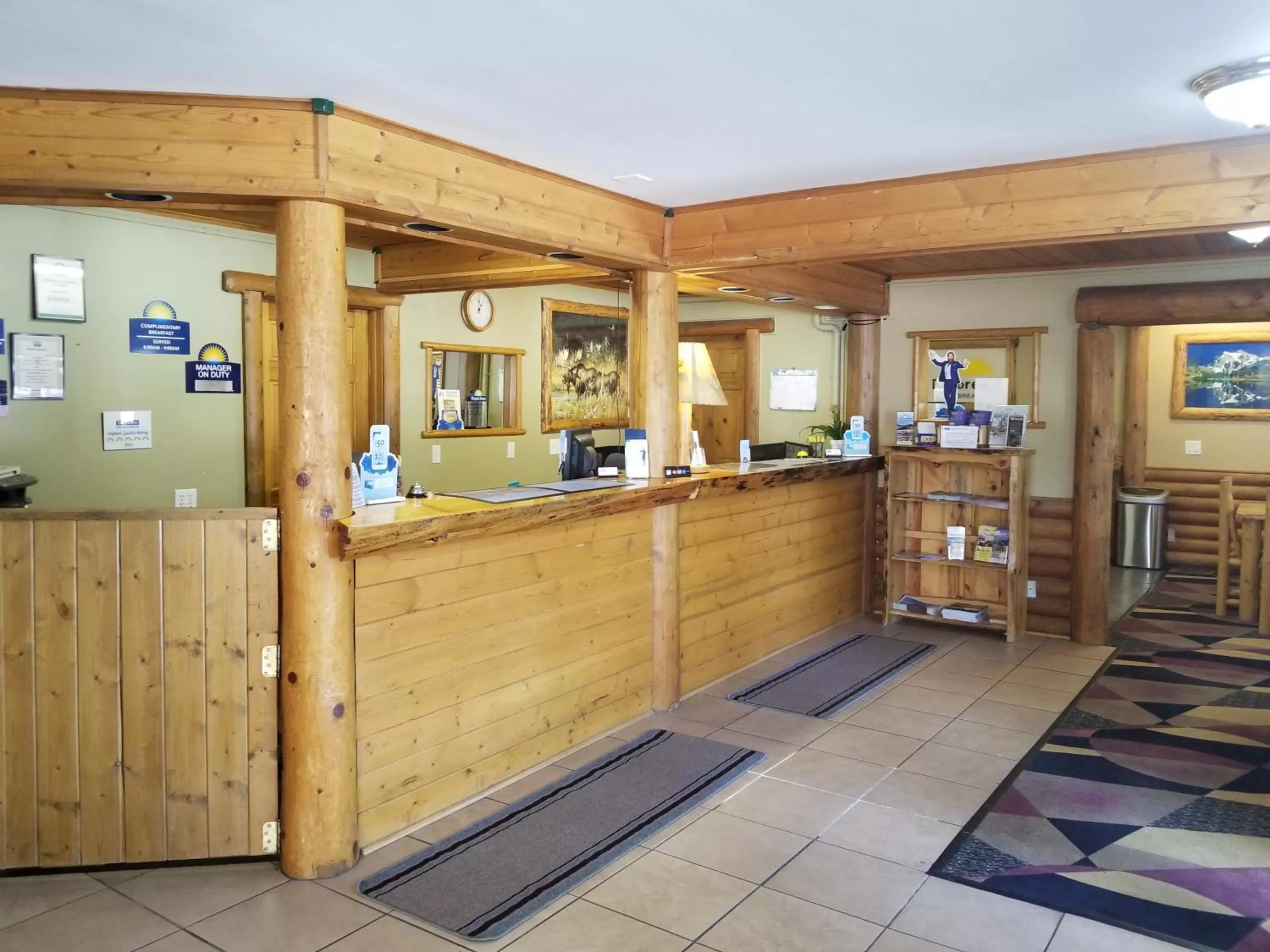 Lobby or reception in Days Inn by Wyndham Sandpoint