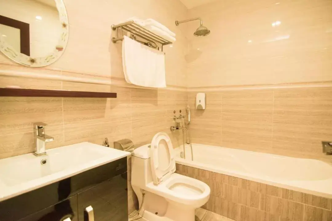 Shower in Suwara Hotel Kepong KL Shower in Suwara Hotel Kepong KL