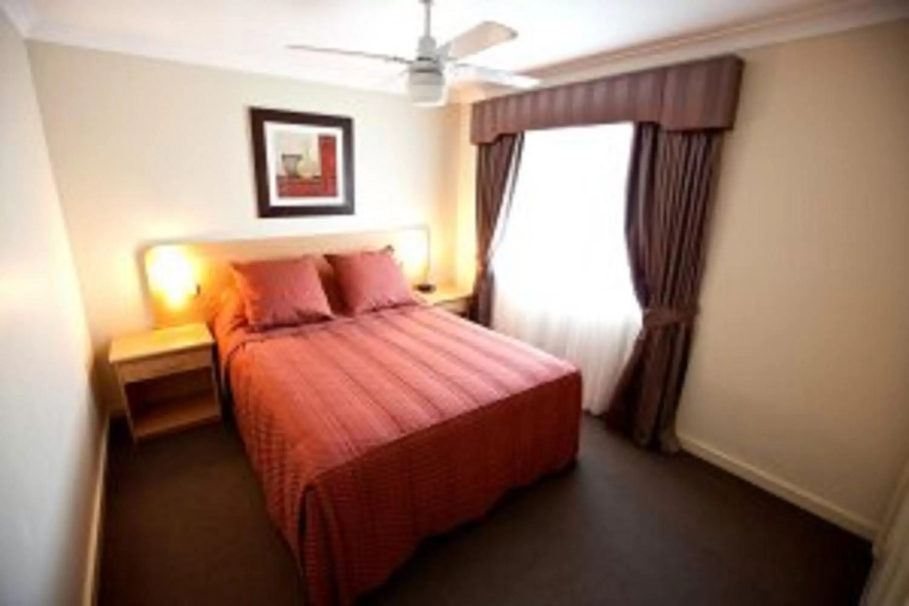 Bedroom, Bed in Cattlemans Country Motor Inn & Serviced Apartments