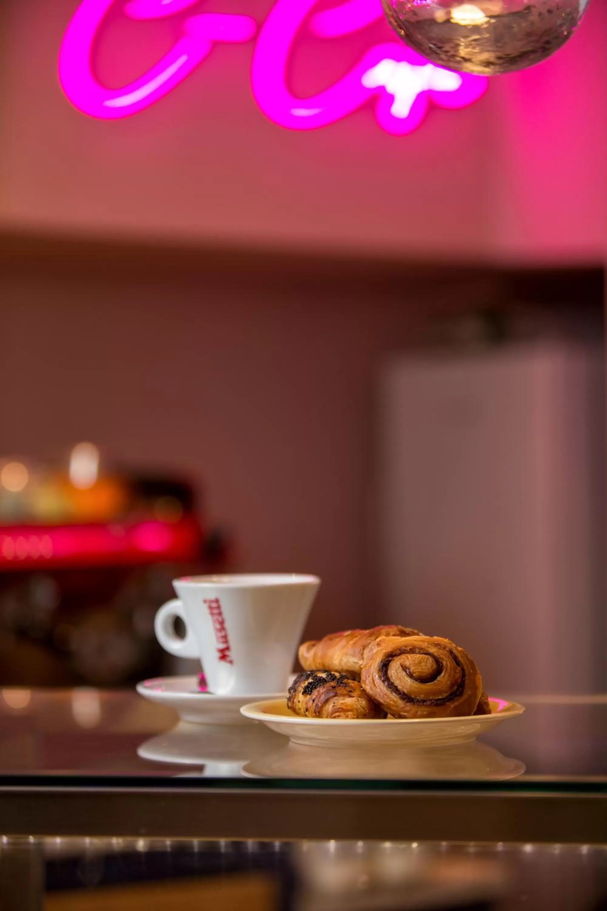 Restaurant/places to eat in Copthorne Tara Hotel London Kensington