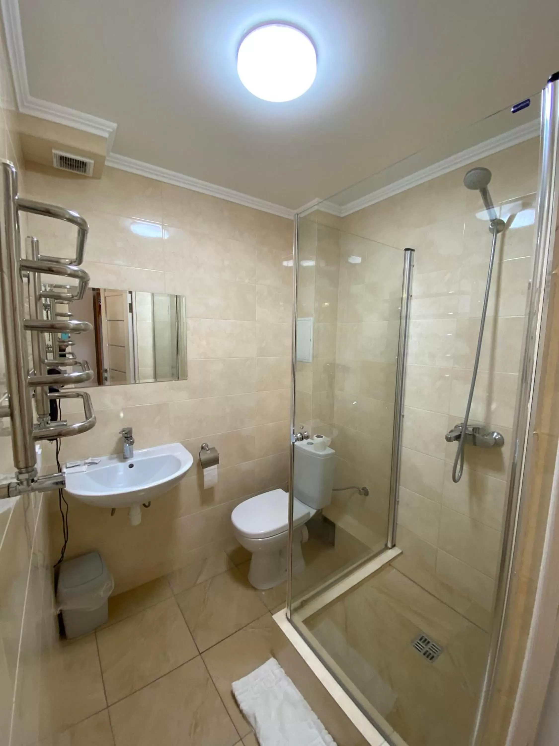 Bathroom in Autopark Hotel