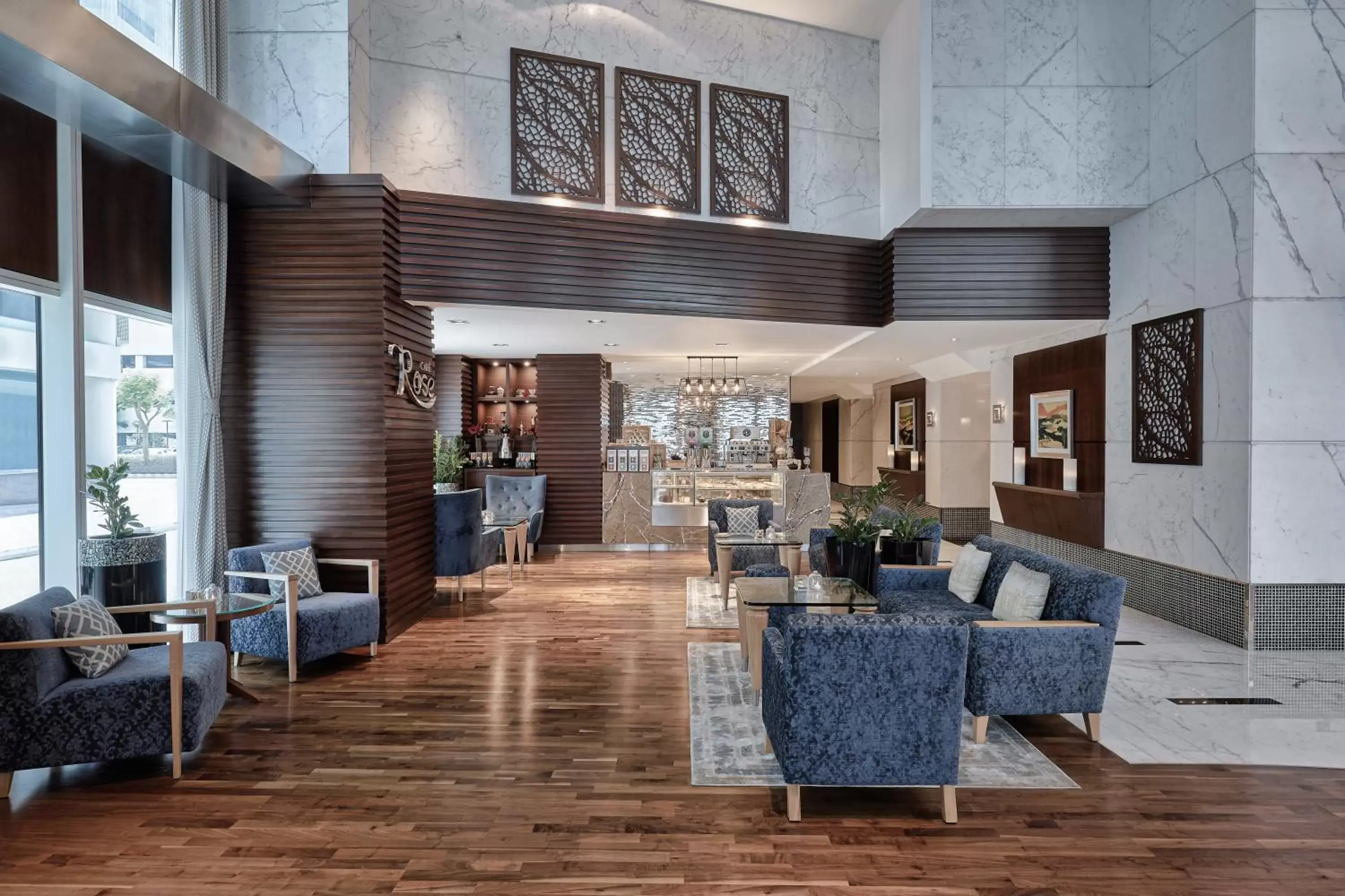 Coffee/tea facilities, Lobby/Reception in Rose Rayhaan by Rotana - Dubai