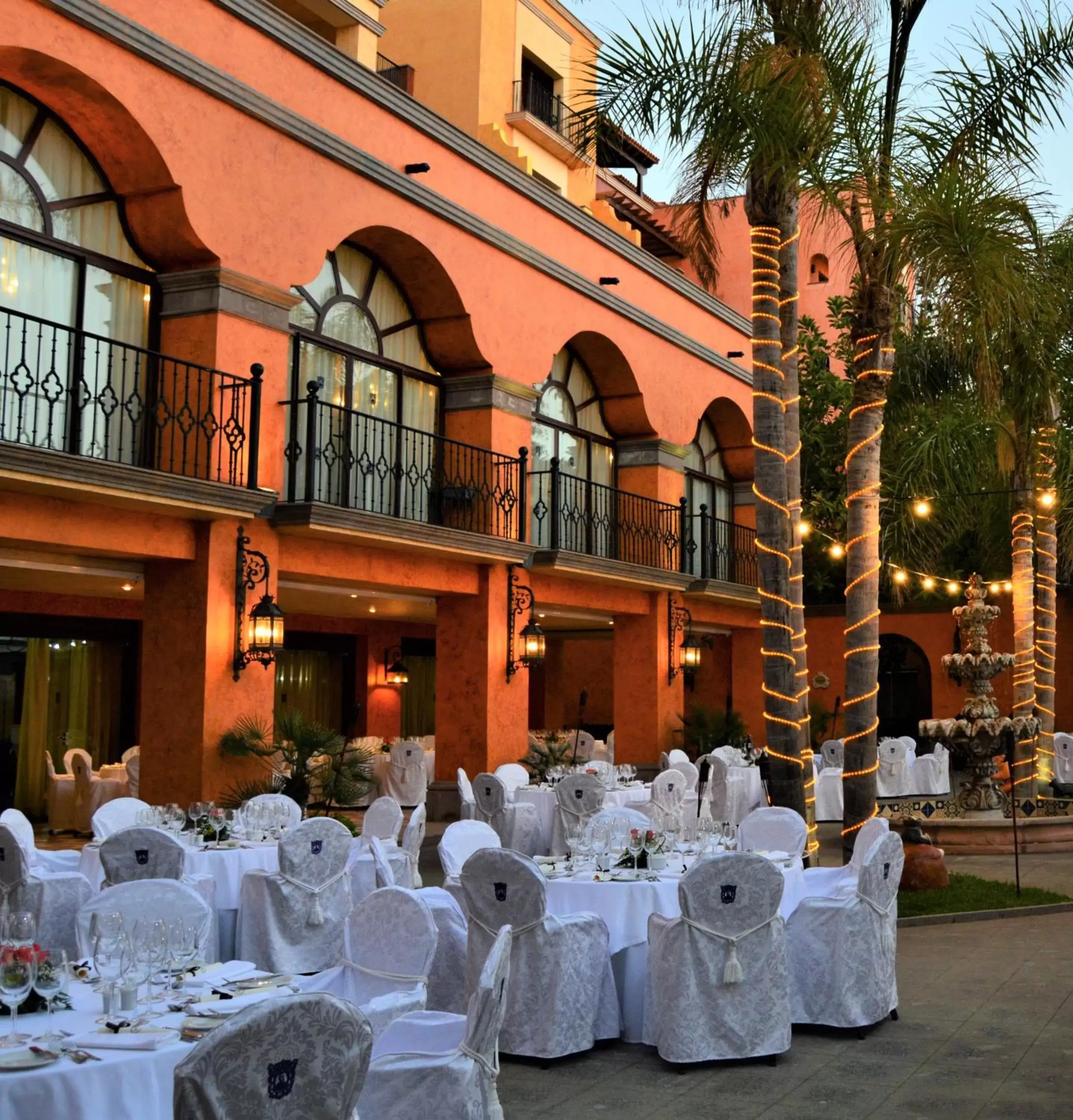 Banquet/Function facilities, Banquet Facilities in Europe Villa Cortes GL