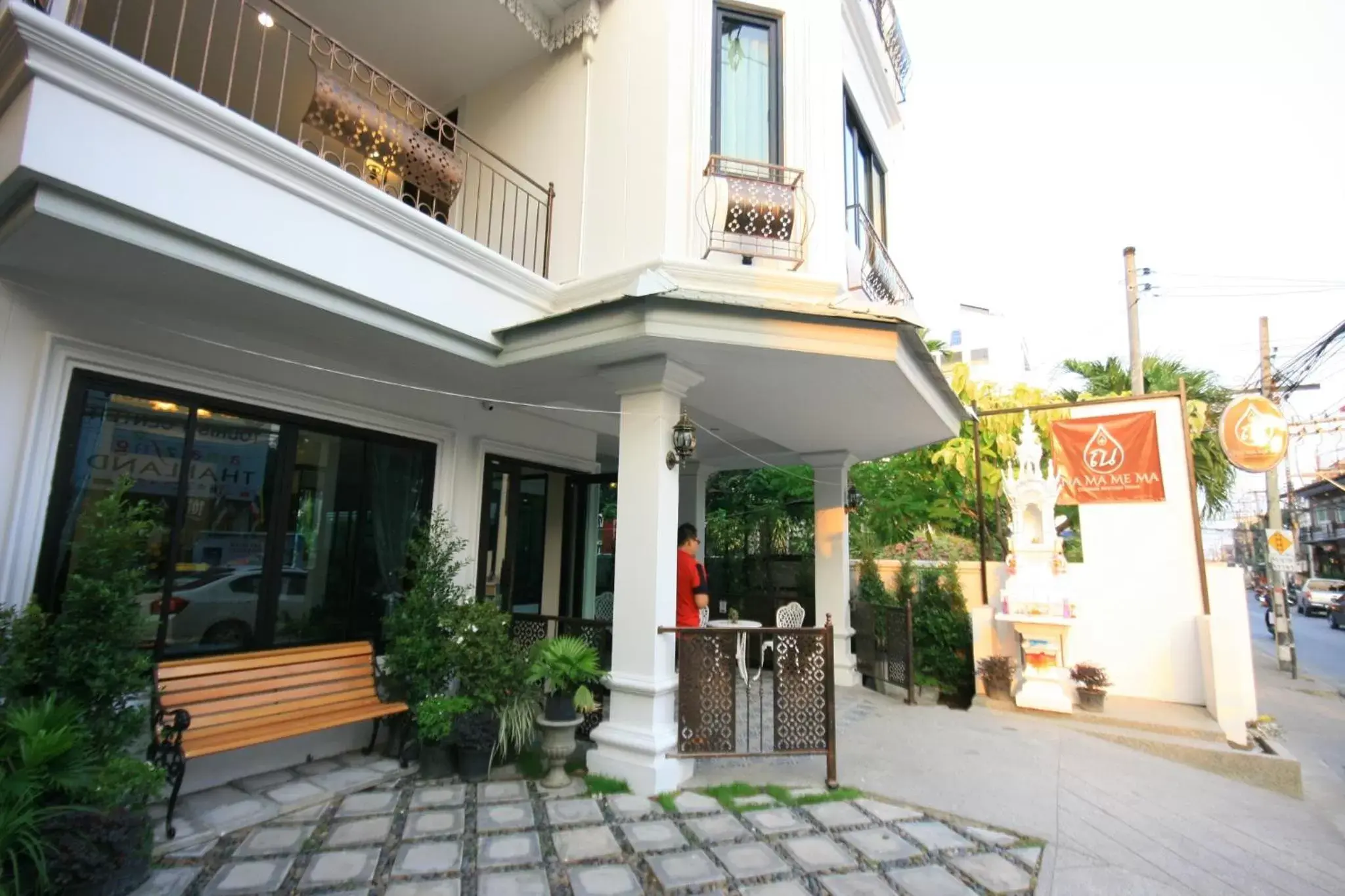 Facade/entrance in Namamema Facade/entrance in Namamema