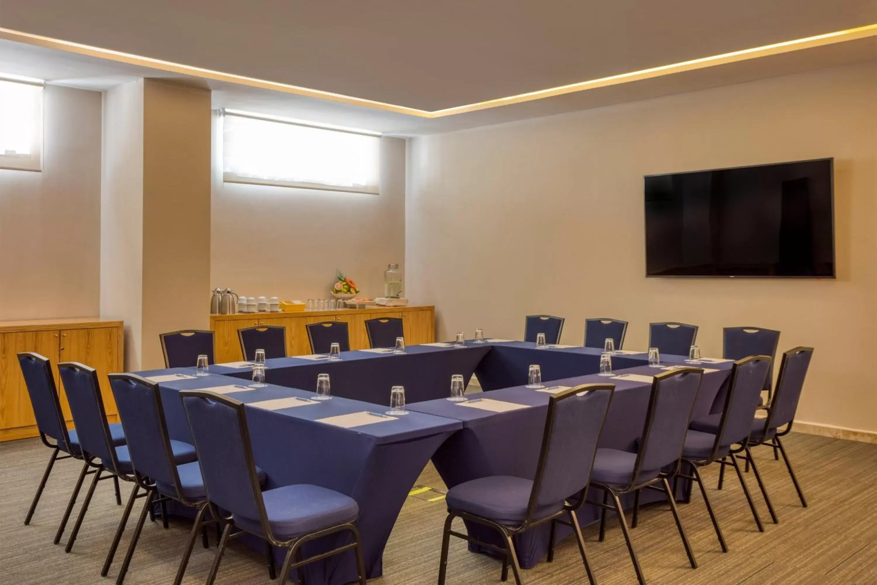 Meeting/conference room in Four Points by Sheraton Cancun Centro