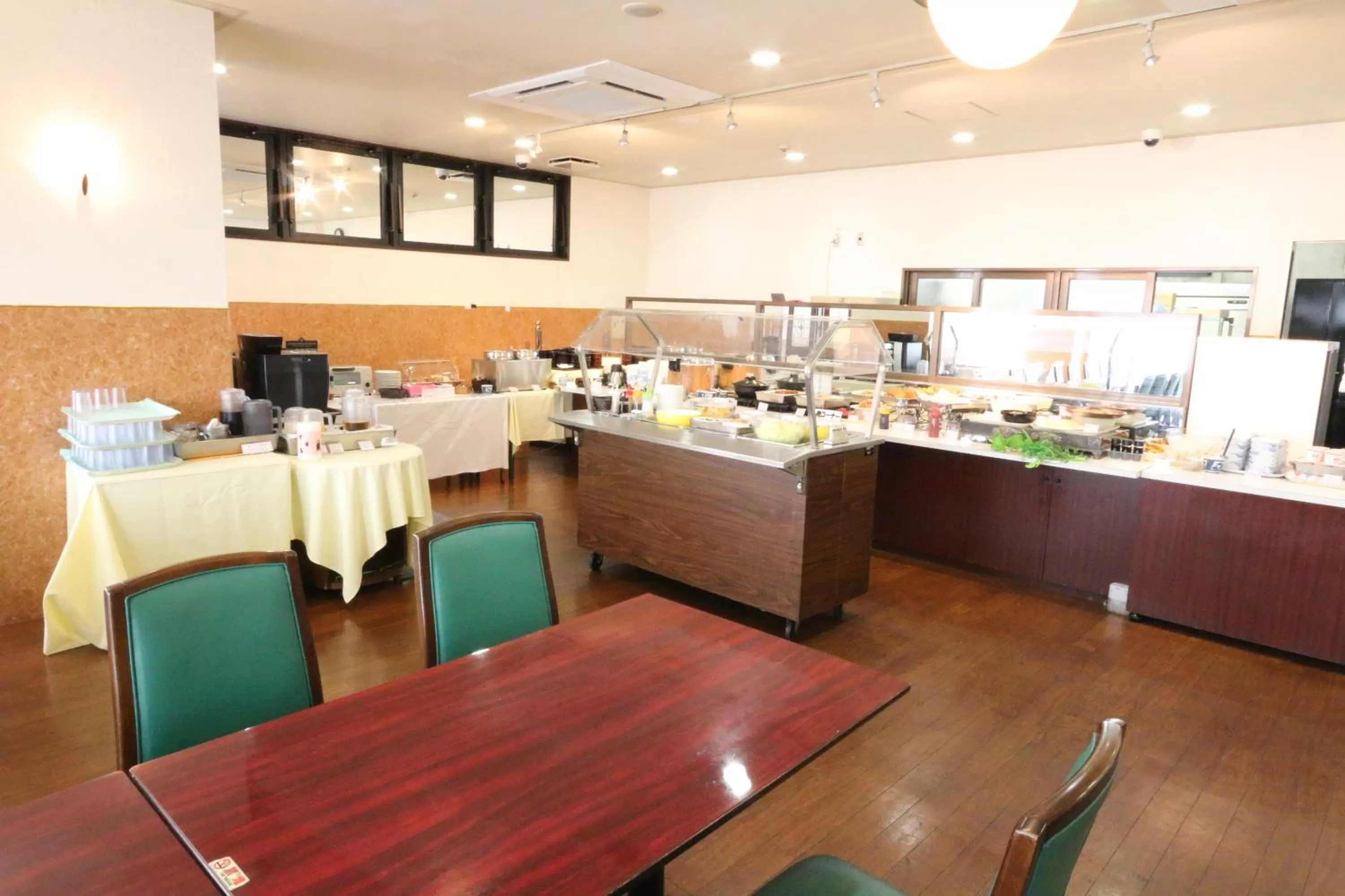Restaurant/places to eat in APA Hotel Gifu Hashima Ekimae