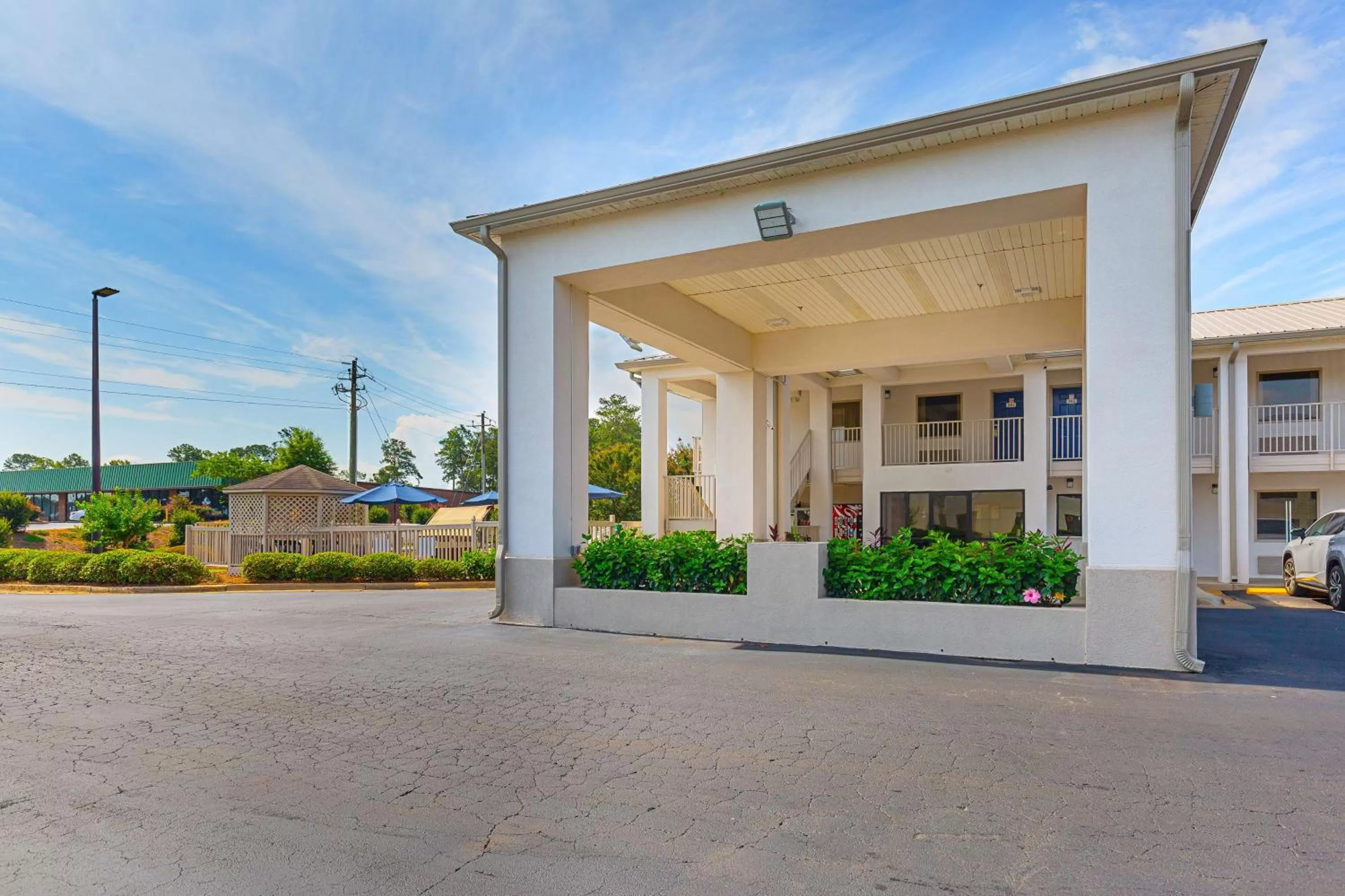 Property building in Motel 6-Albany, GA