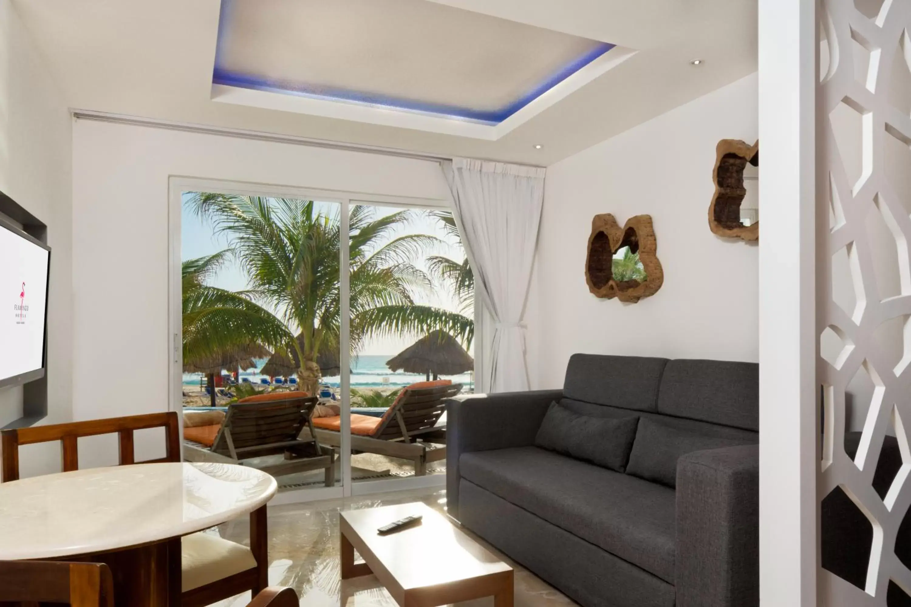 Decorative detail, Seating Area in Flamingo Cancun Resort