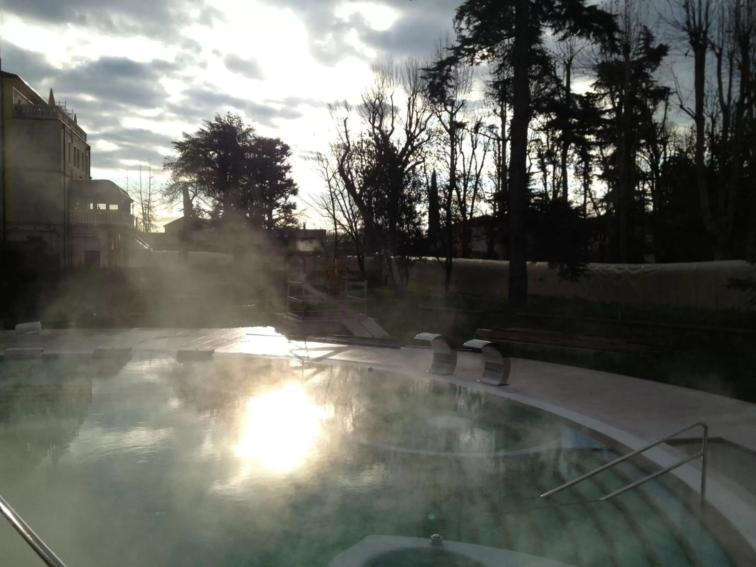 Garden, Swimming Pool in Terme Preistoriche Resort & Spa