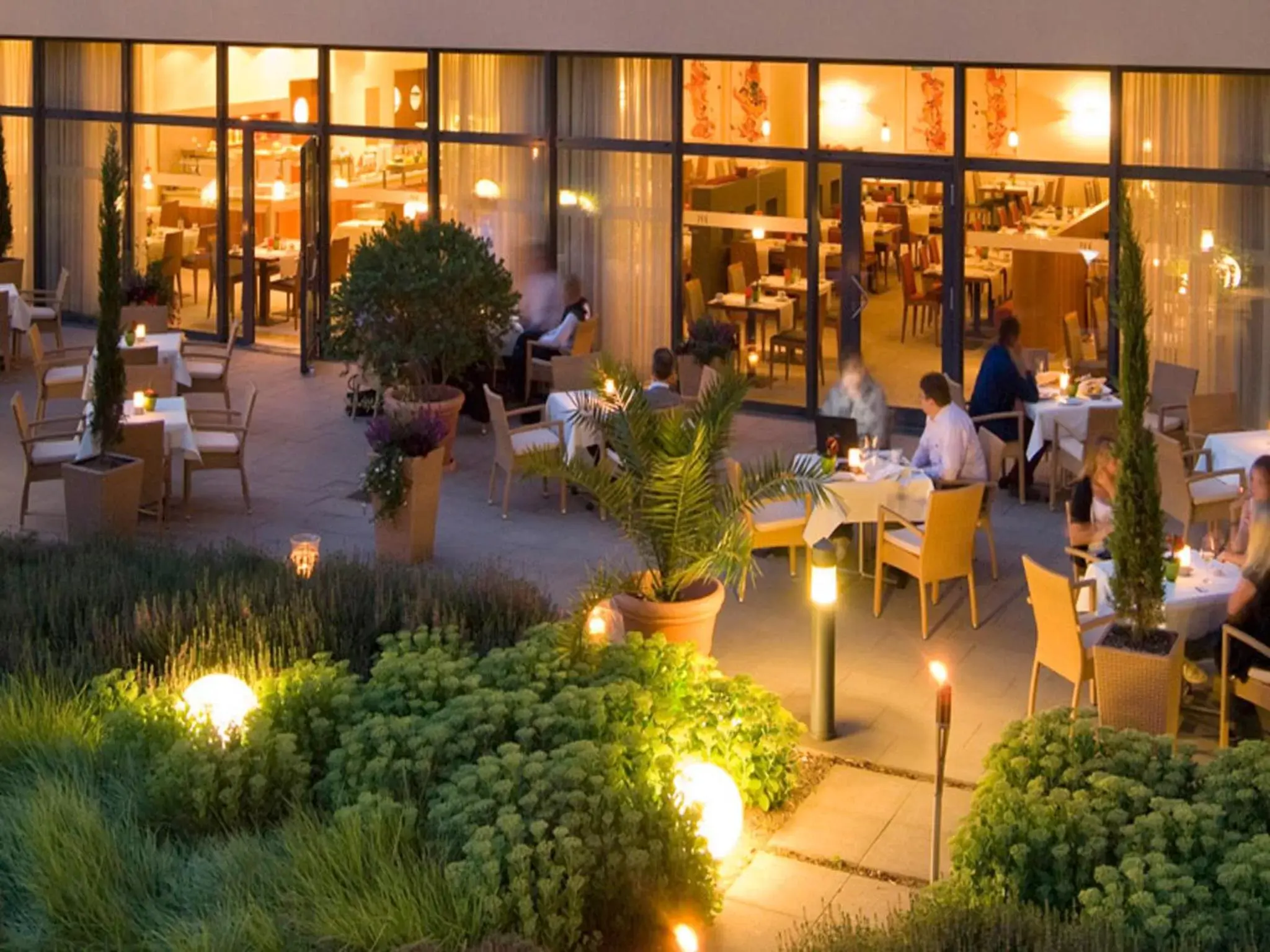 Patio, Restaurant/Places to Eat in Mercure Hotel Mannheim am Rathaus