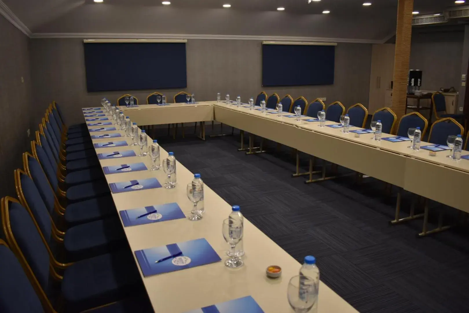 Meeting/conference room, Business Area/Conference Room in Rhiss Hotel Bostanci
