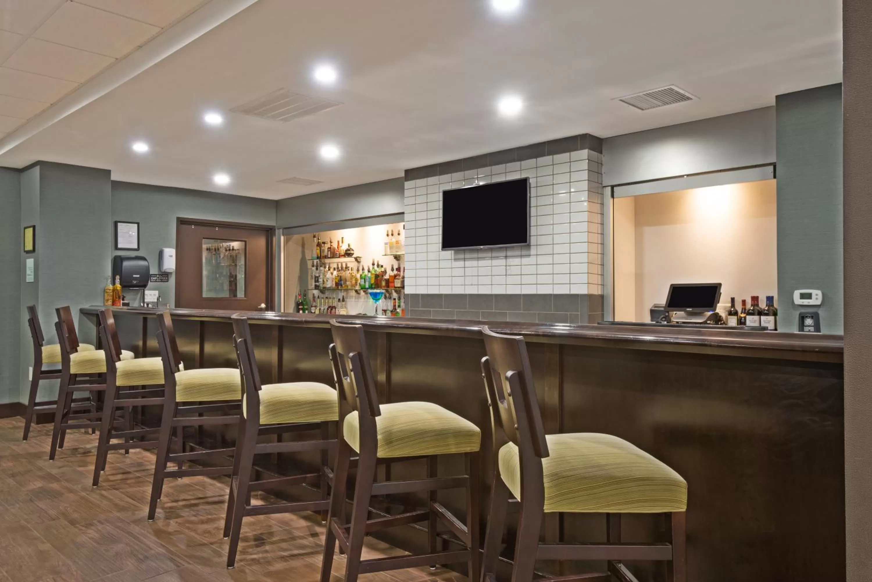 Lounge or bar in Holiday Inn Harrisburg East by IHG