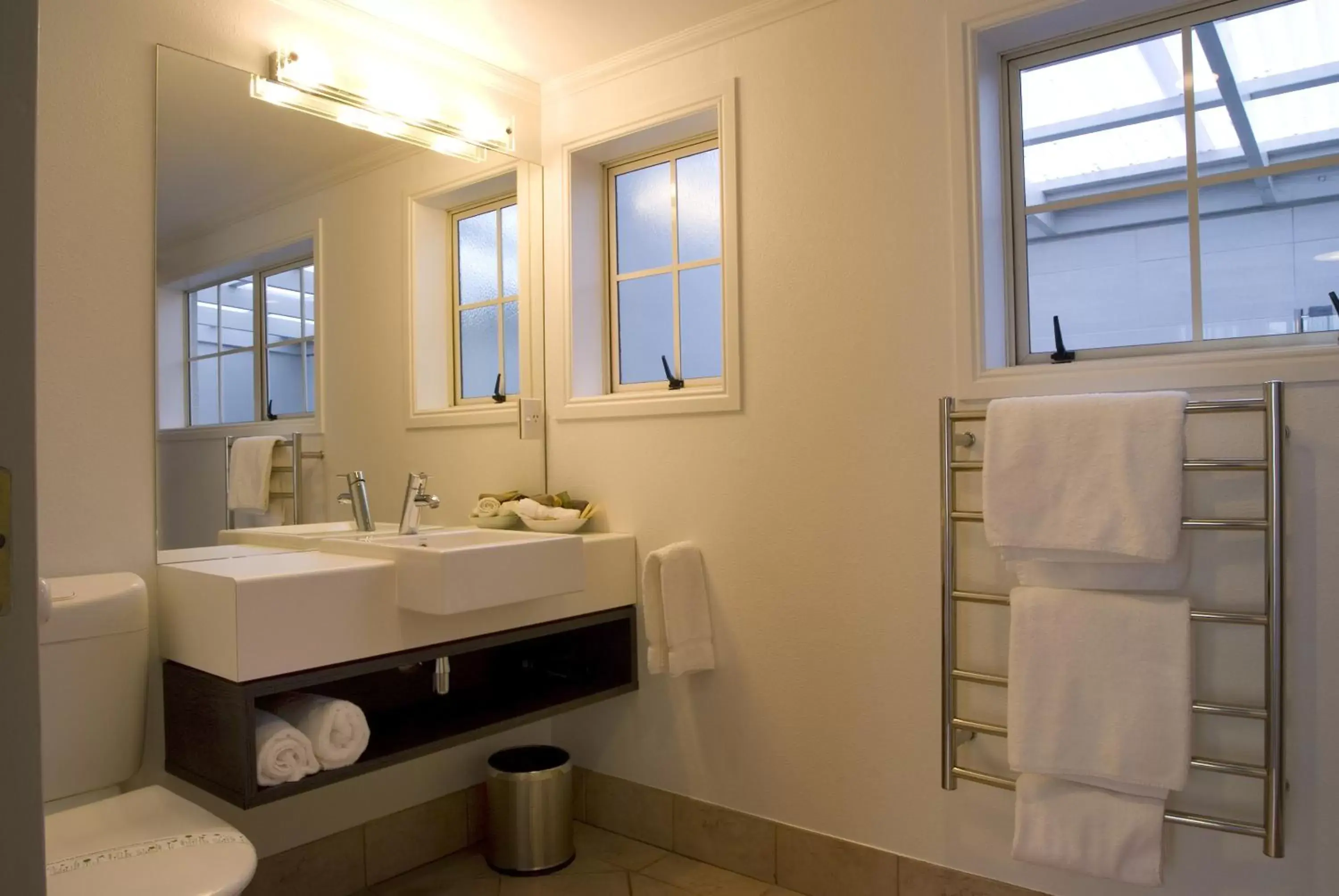 Bathroom in Silver Fern Rotorua Suites & Spa