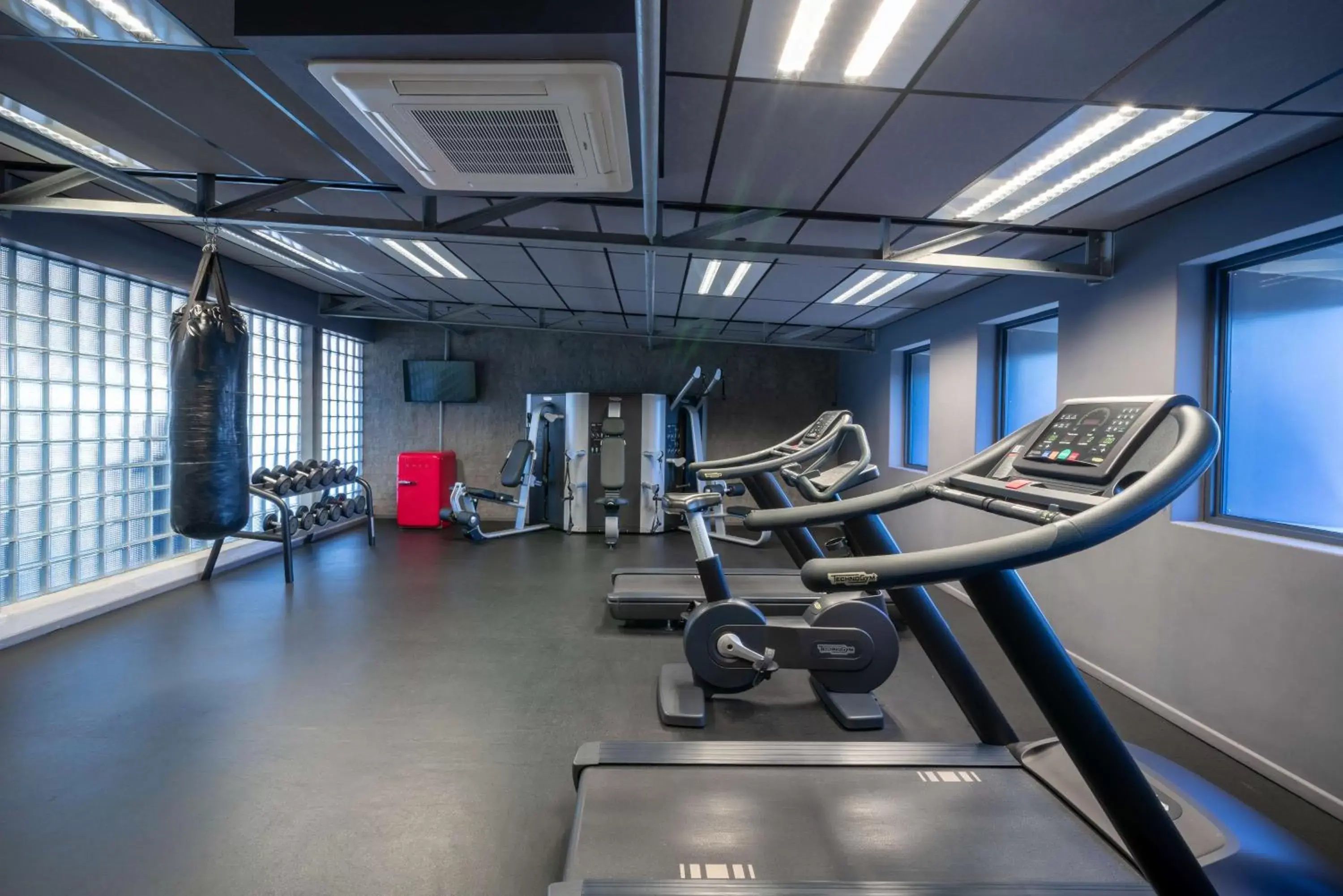 Fitness centre/facilities, Fitness Center/Facilities in Radisson RED Hotel V&A Waterfront Cape Town