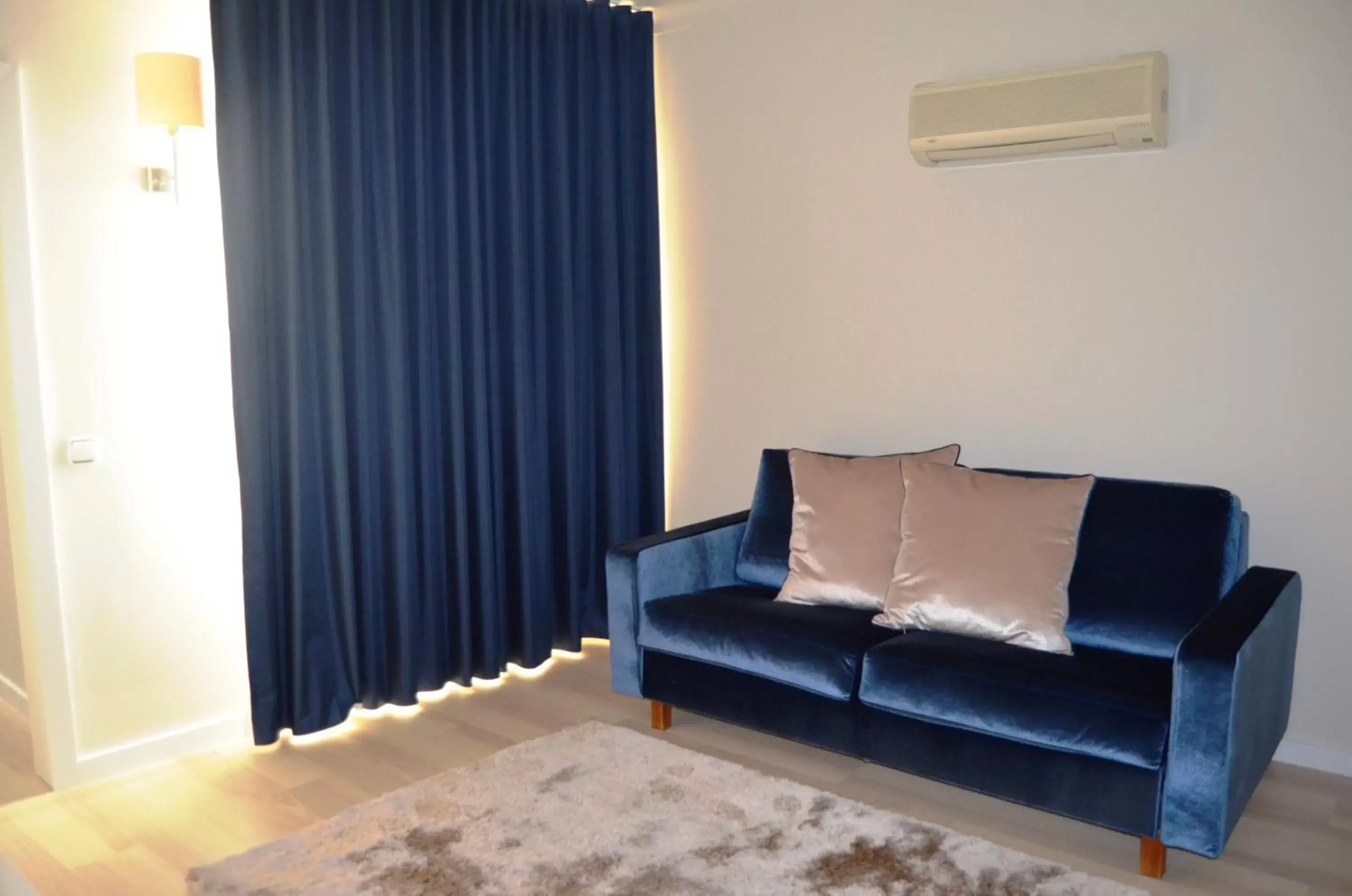 Communal lounge/ TV room, Seating Area in Hotel Torres Novas