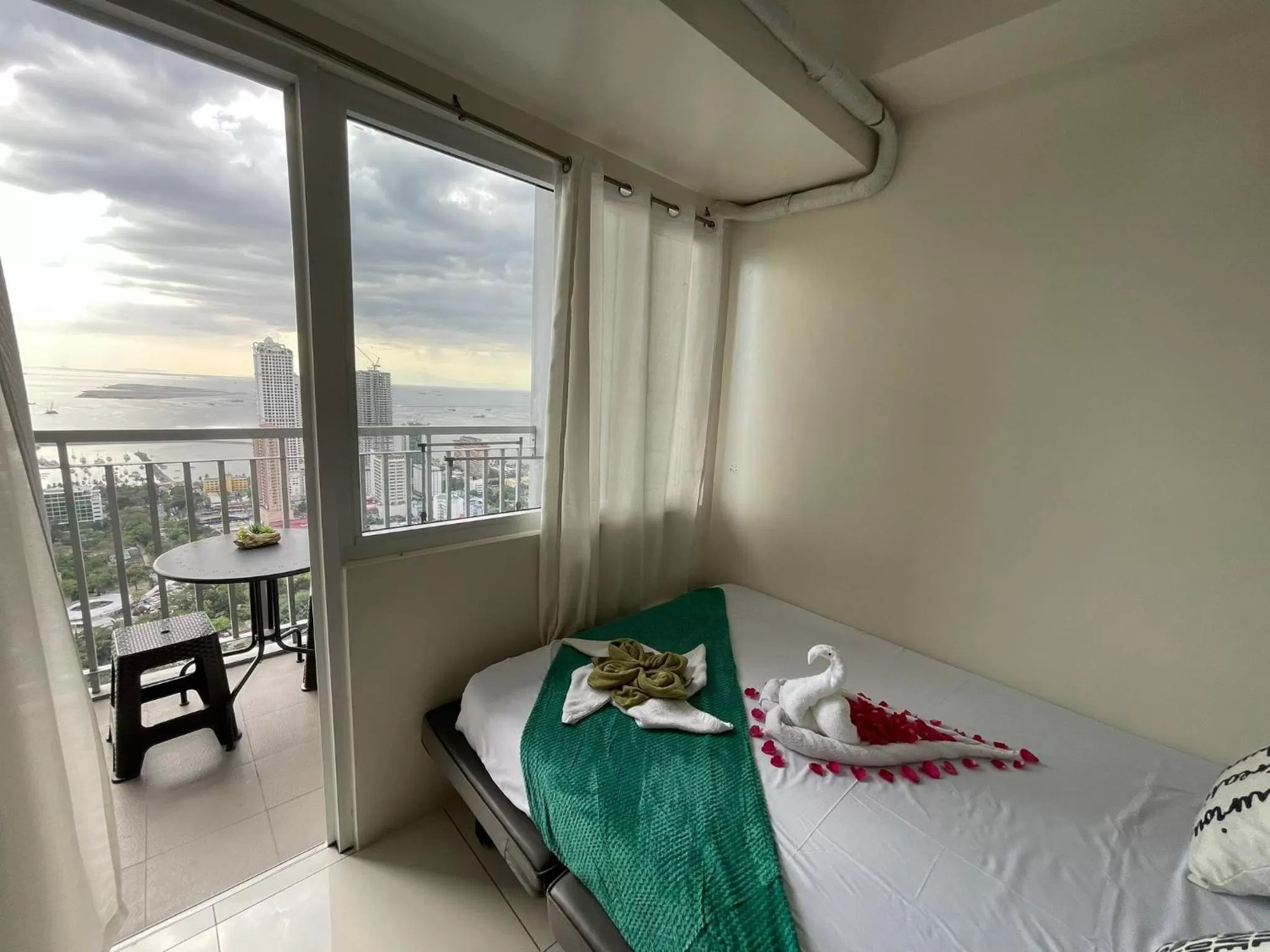 Bed in Green Residences Staycation by PBYY