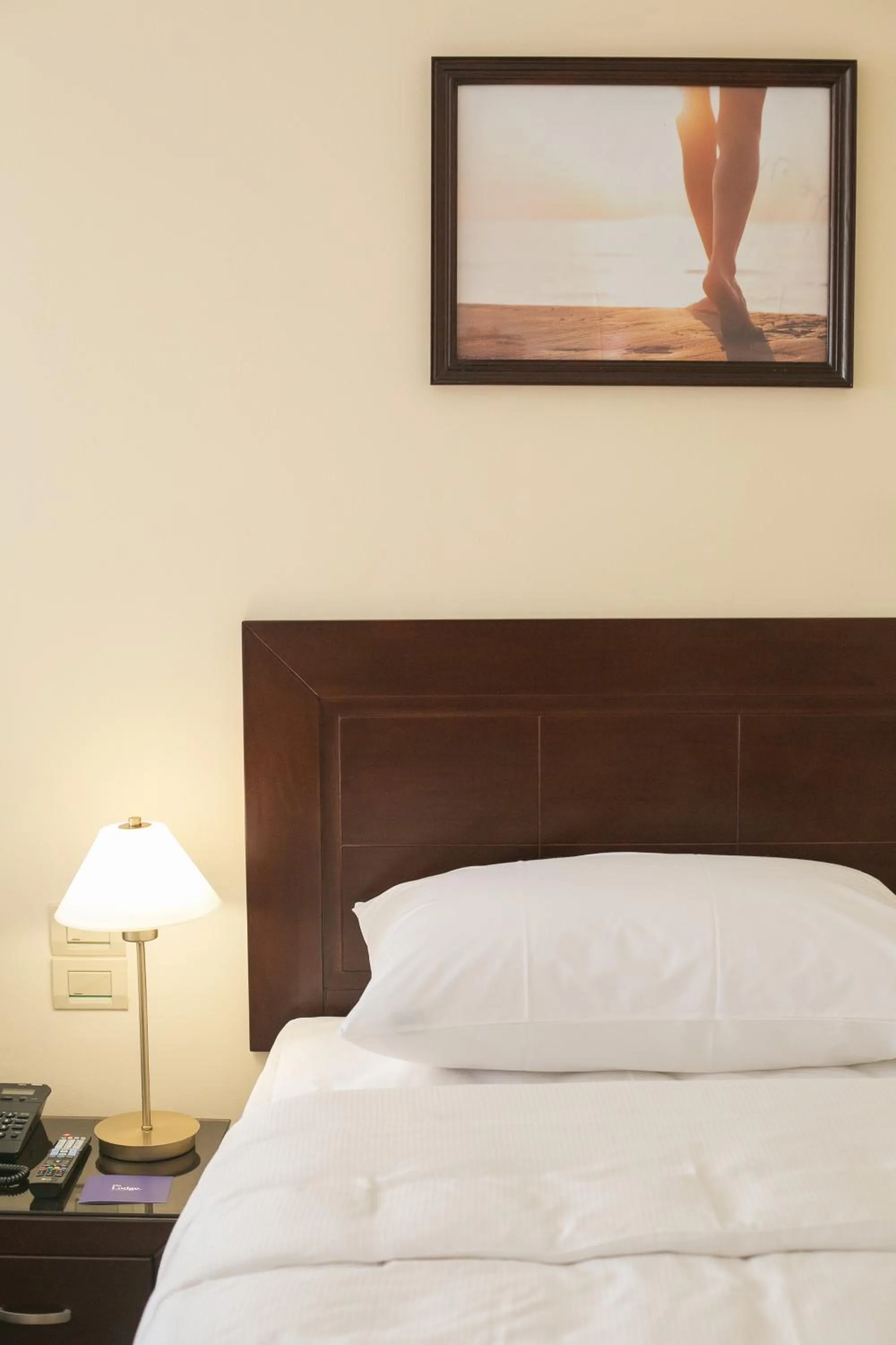 Bedroom, Bed in The Cascades Golf Resort, Spa & Thalasso