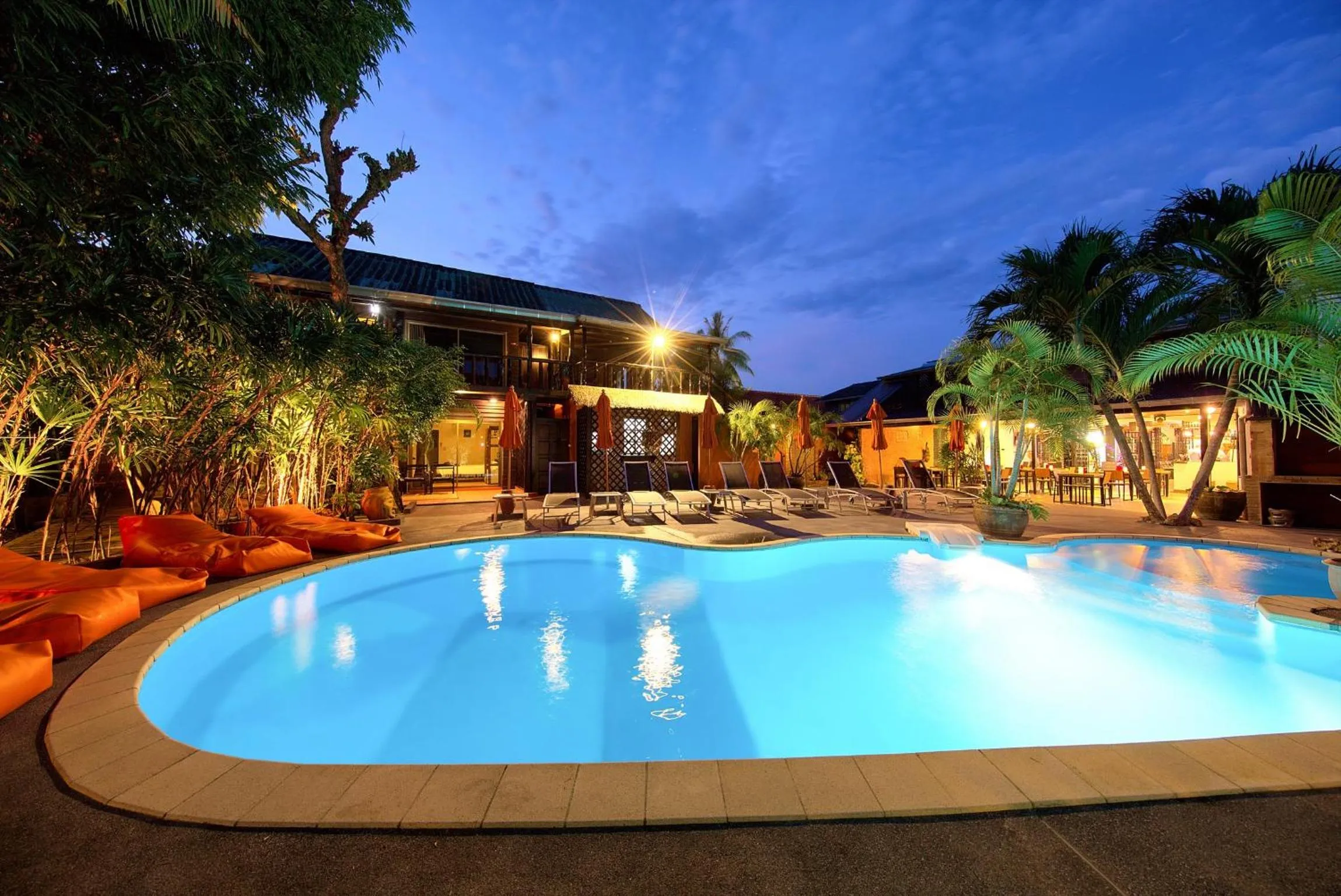 Property building in Eden Bungalows Fisherman's village