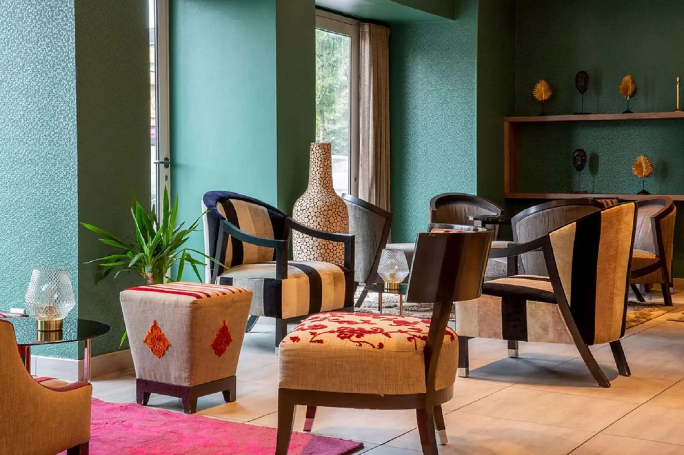 Lobby or reception in Best Western Plus Hôtel Belfort Centre Gare Lobby or reception in Best Western Plus Hôtel Belfort Centre Gare