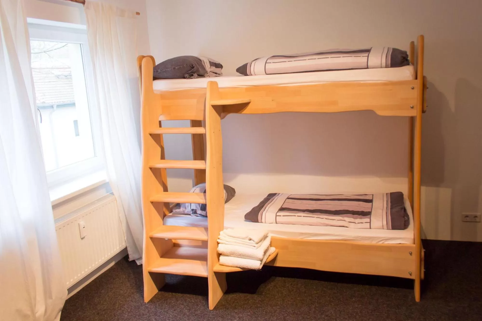 Photo of the whole room, Bed in Gästehaus Schloss Plaue