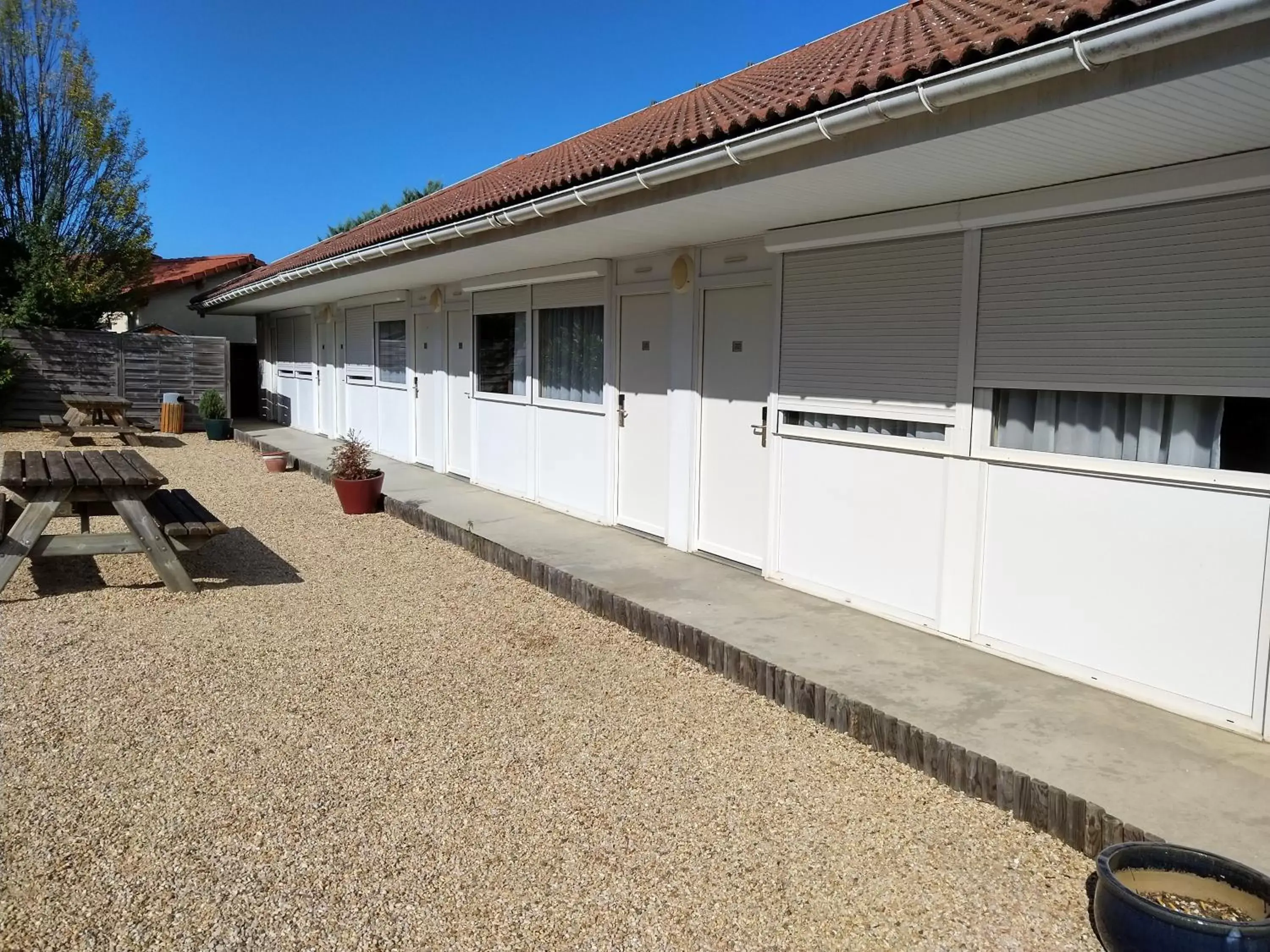 Property building, Patio/Outdoor Area in Fasthotel Well inn Mâcon sud