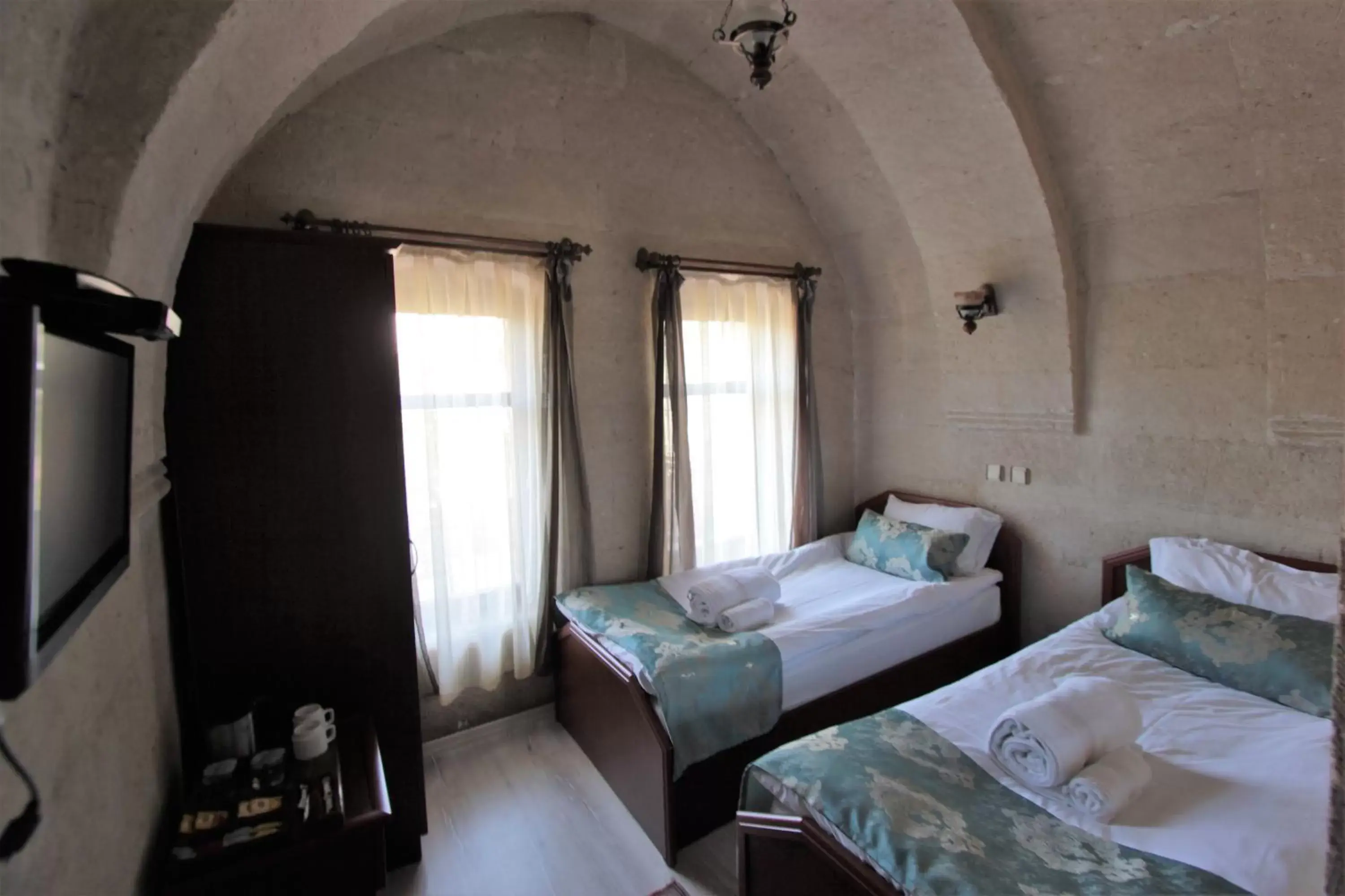 Photo of the whole room, Bed in Guven Cave Hotel