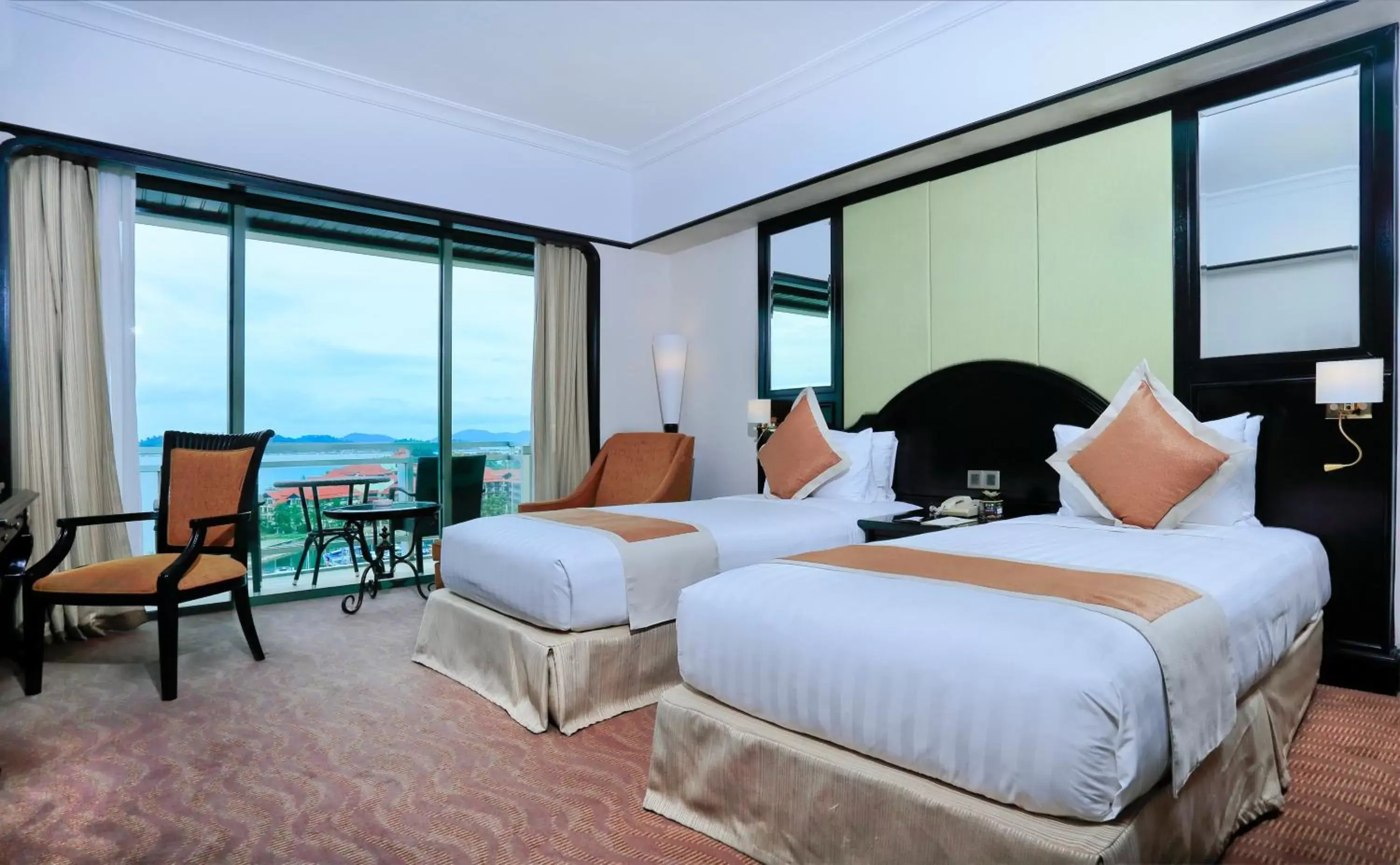 Bed in The Pacific Sutera