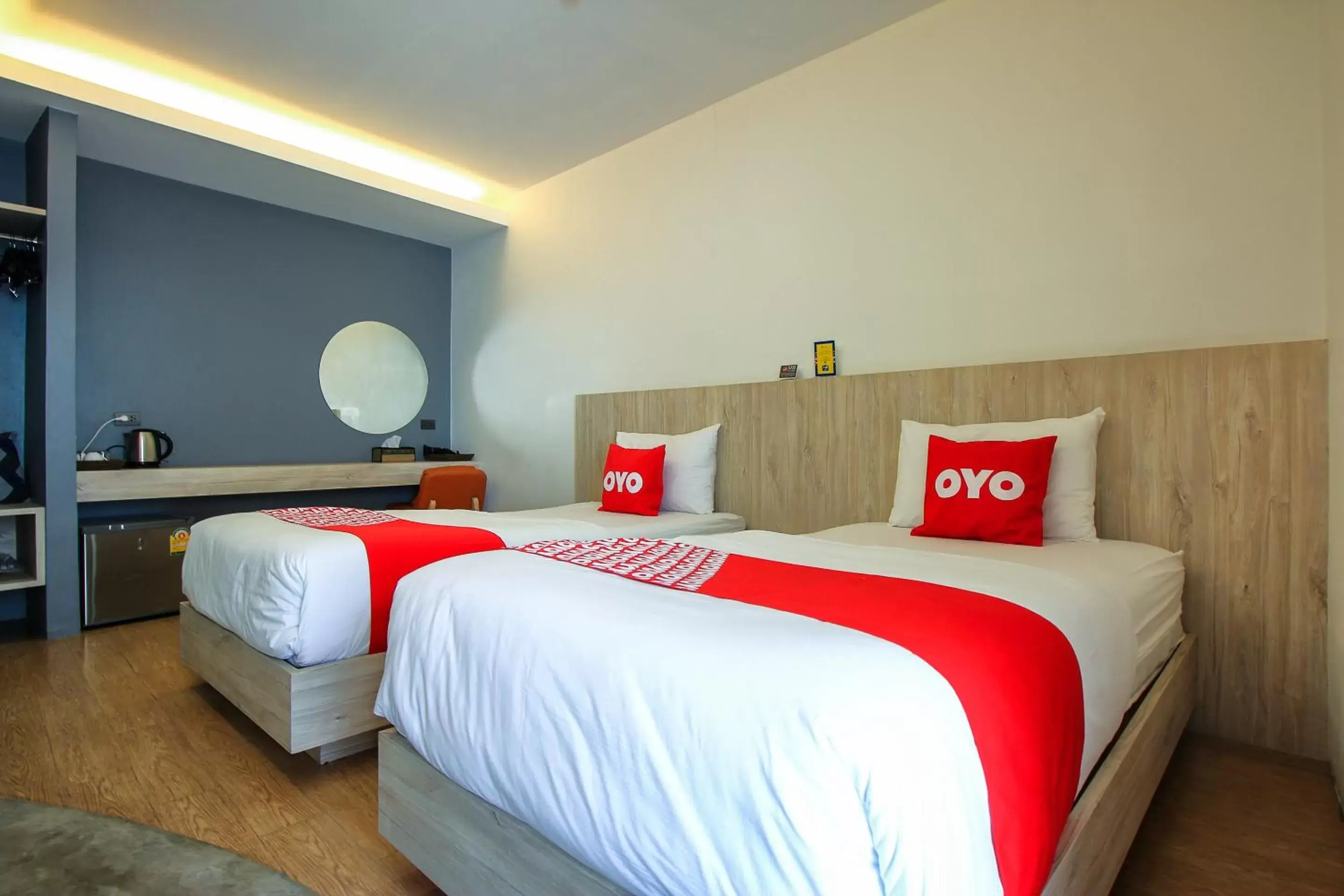 TV and multimedia, Bed in Super OYO 426 All Day Hostel at Sukhmvit