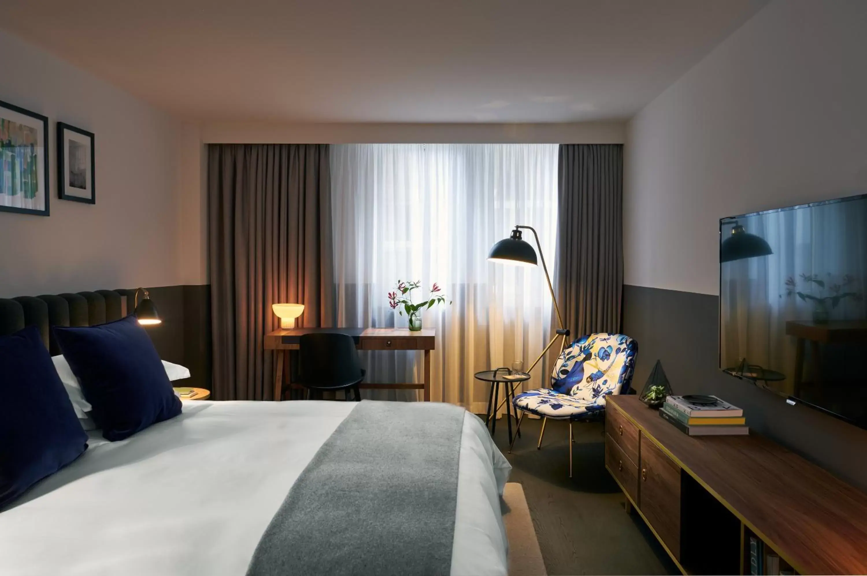 Photo of the whole room, Bed in Kimpton De Witt Amsterdam, an IHG Hotel