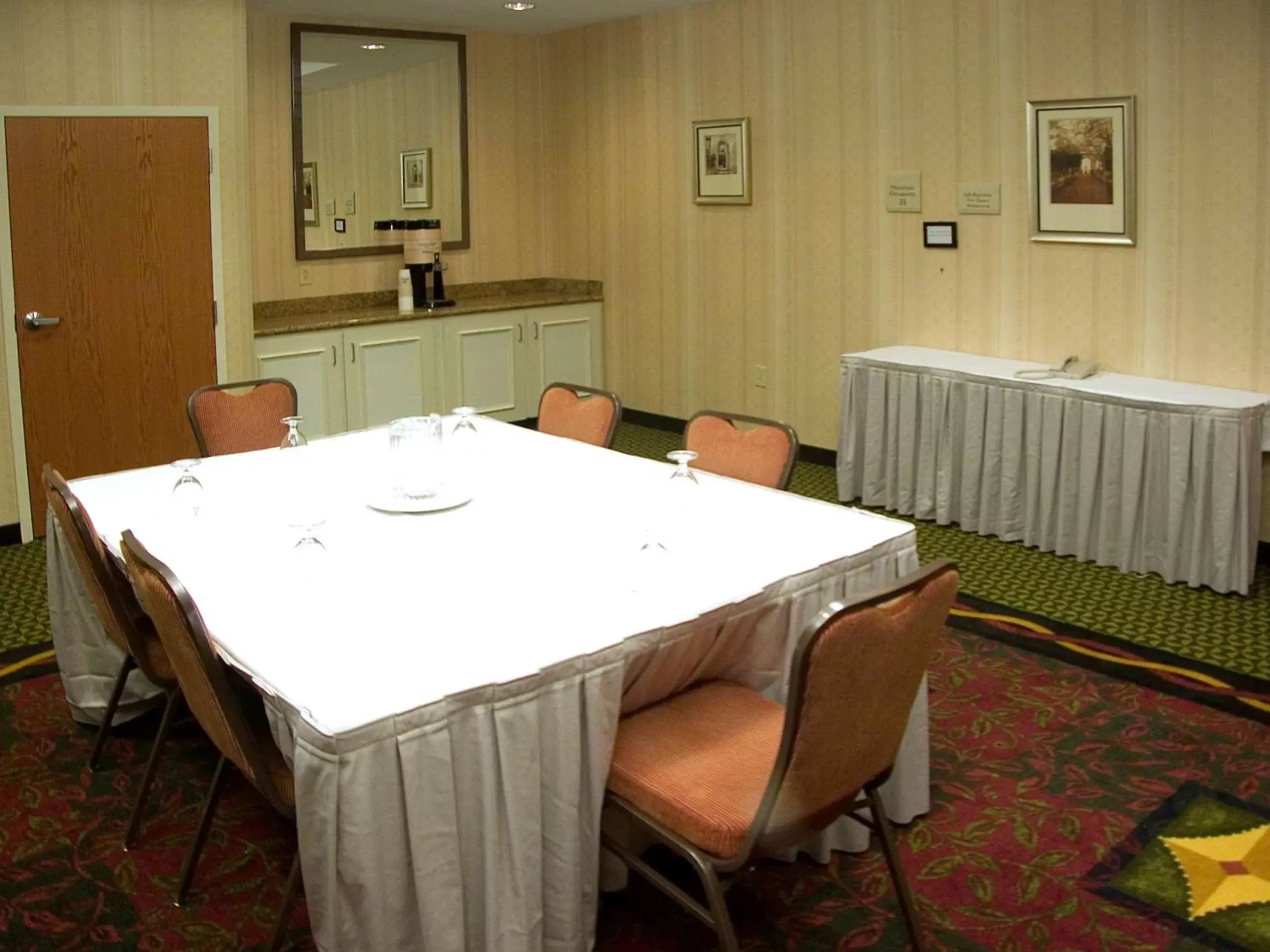Meeting/conference room, Restaurant/Places to Eat in Hilton Garden Inn Jackson/Pearl