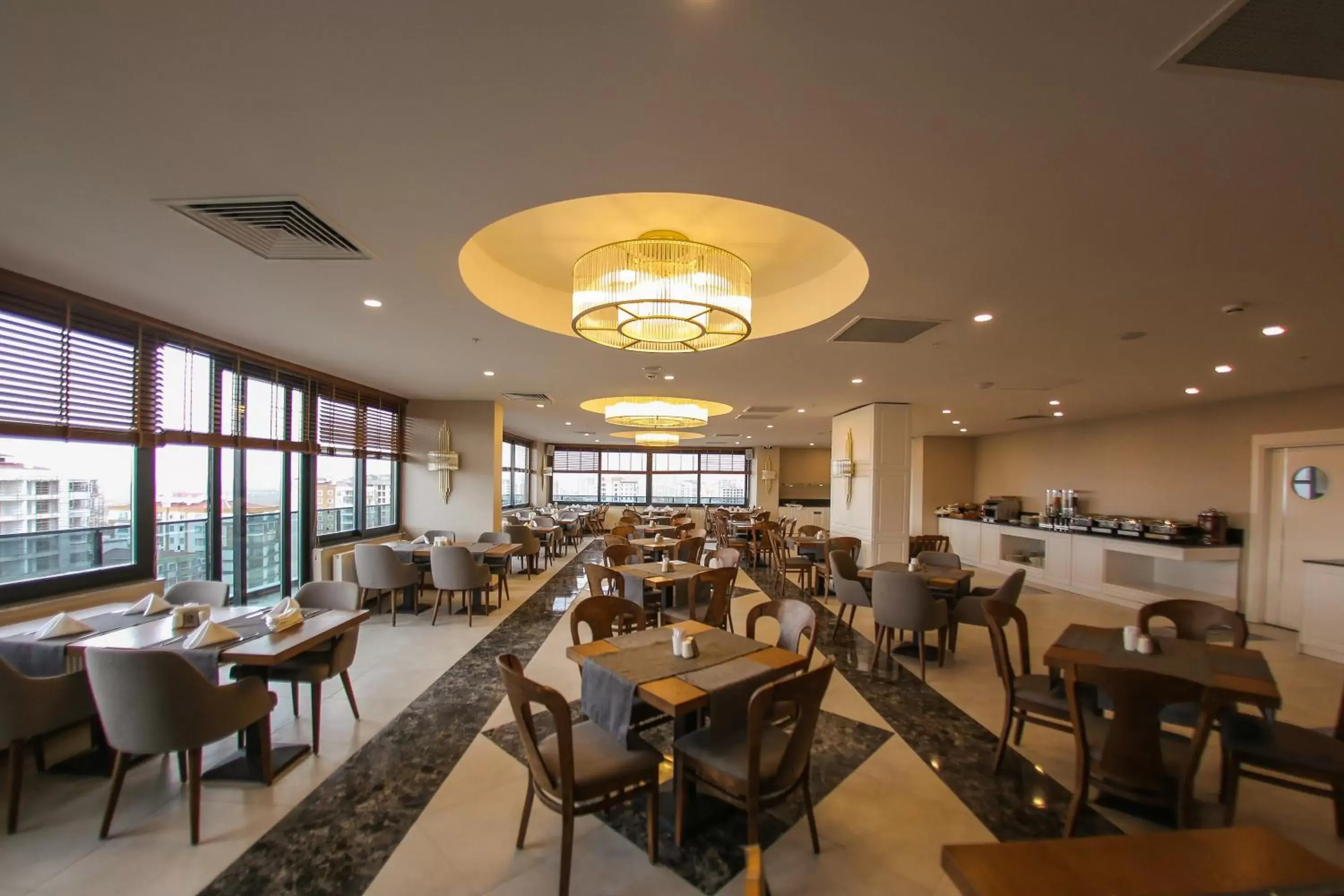 Restaurant/Places to Eat in Ramada by Wyndham Nigde