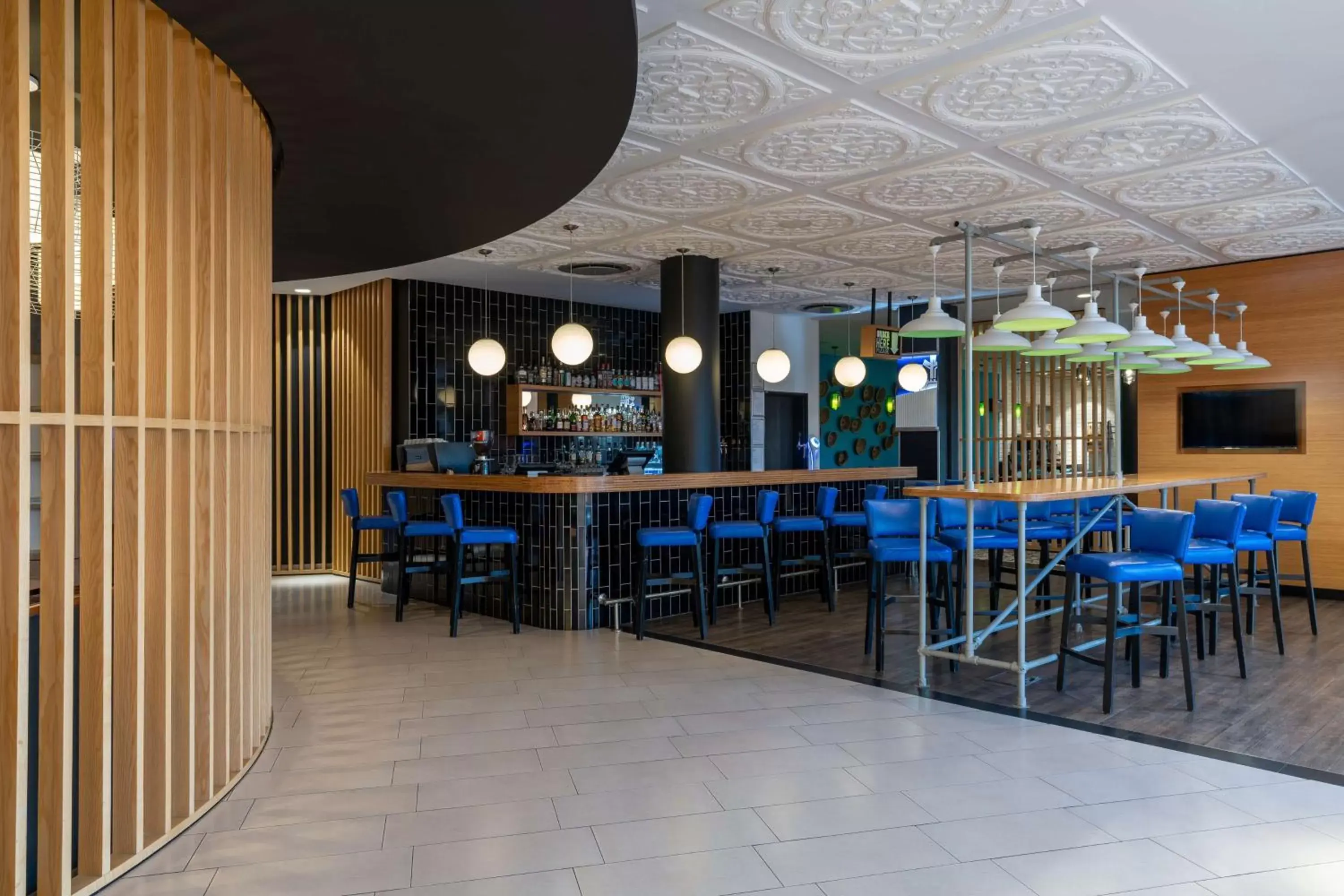 Lounge or bar, Restaurant/Places to Eat in Park Inn by Radisson Polokwane