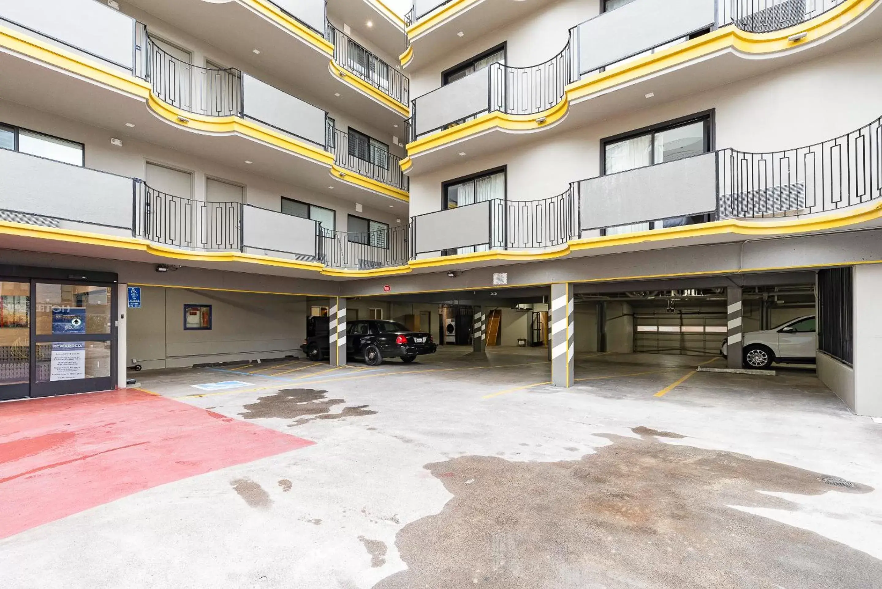 Facade/entrance in Best Western Red Coach Inn Facade/entrance in Best Western Red Coach Inn